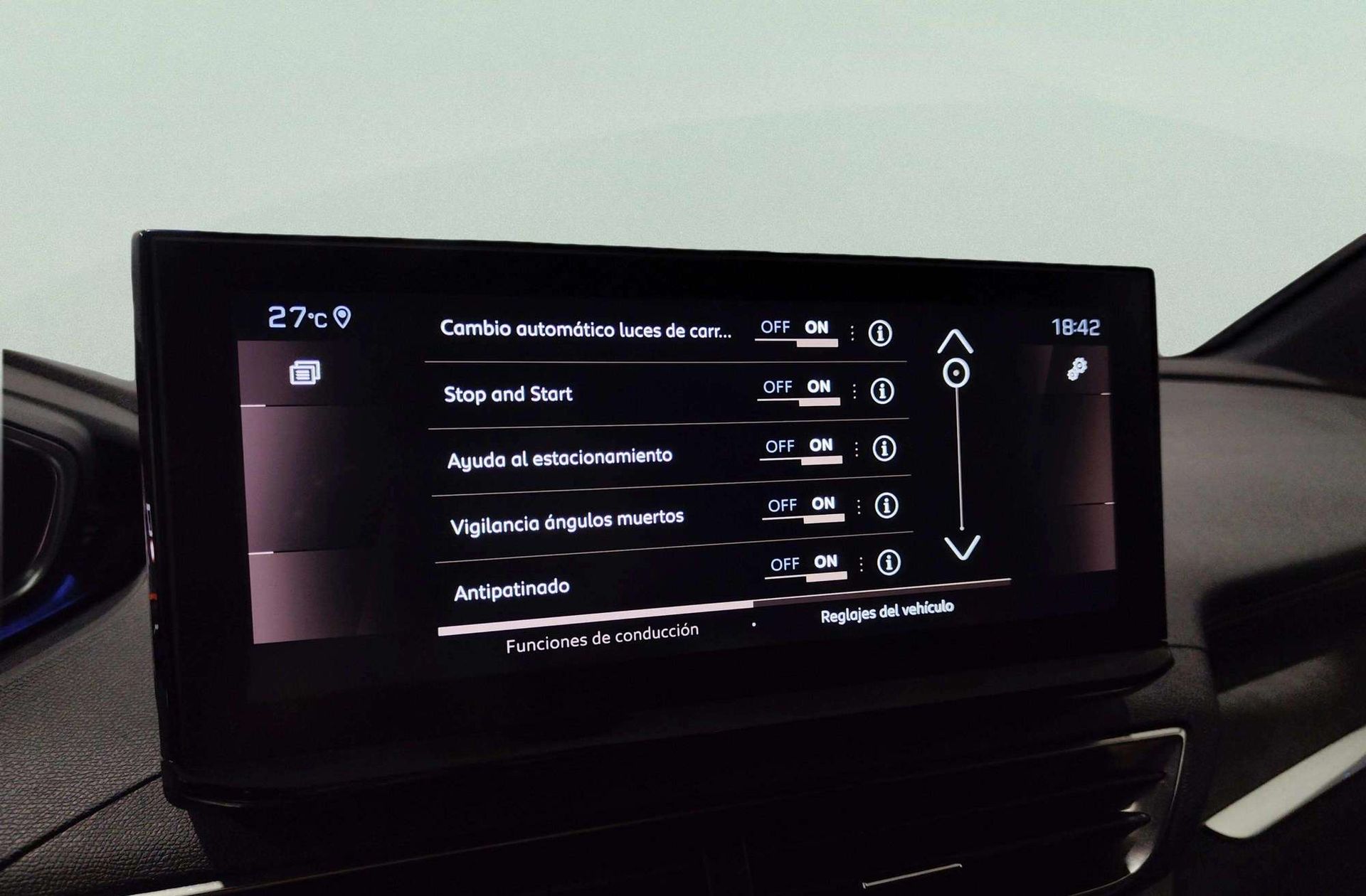 Peugeot 3008 BlueHDi 130 GT EAT8 - foto 11