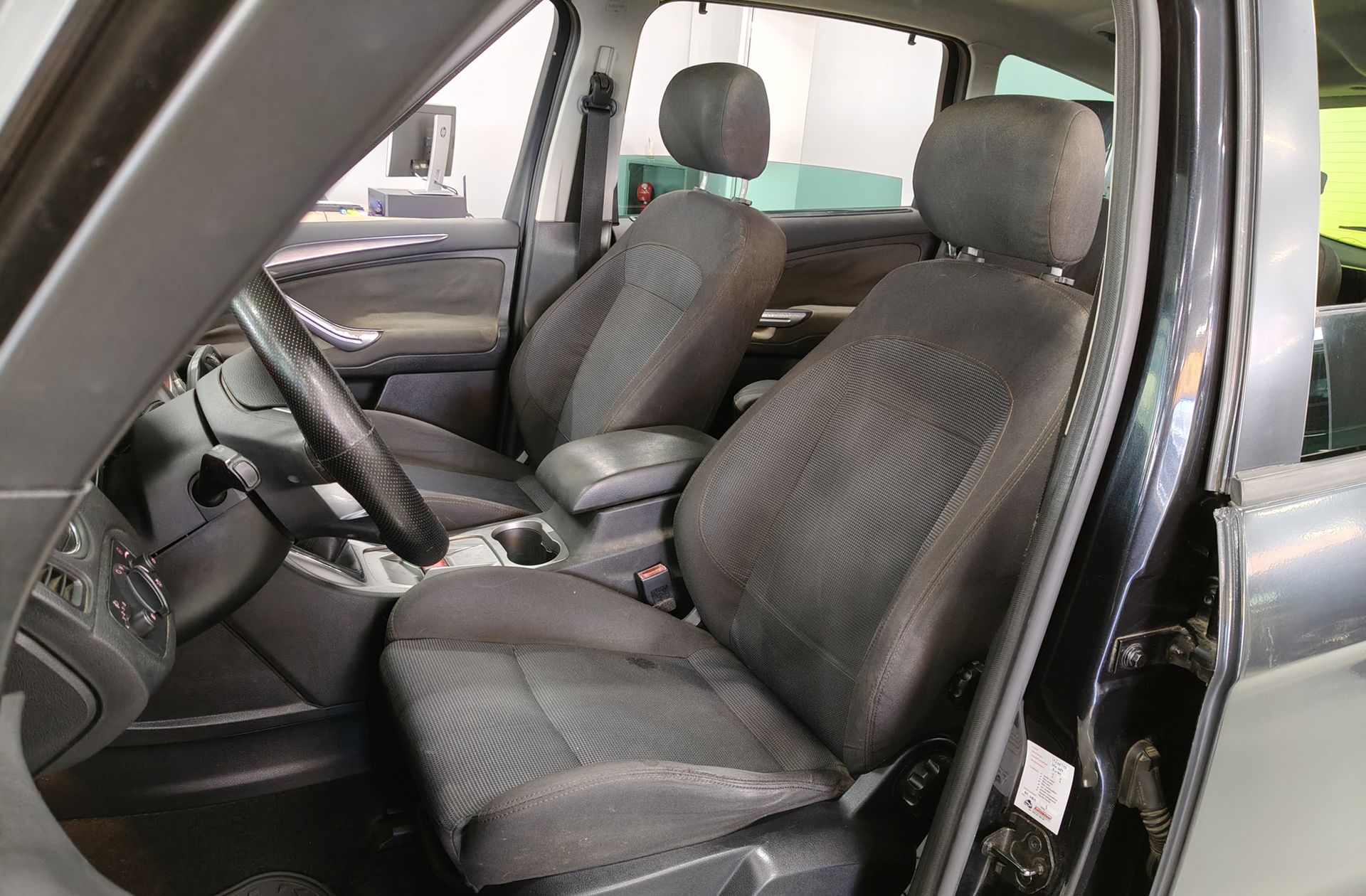 Ford S-Max 2.0 TDCi Titanium - foto 8