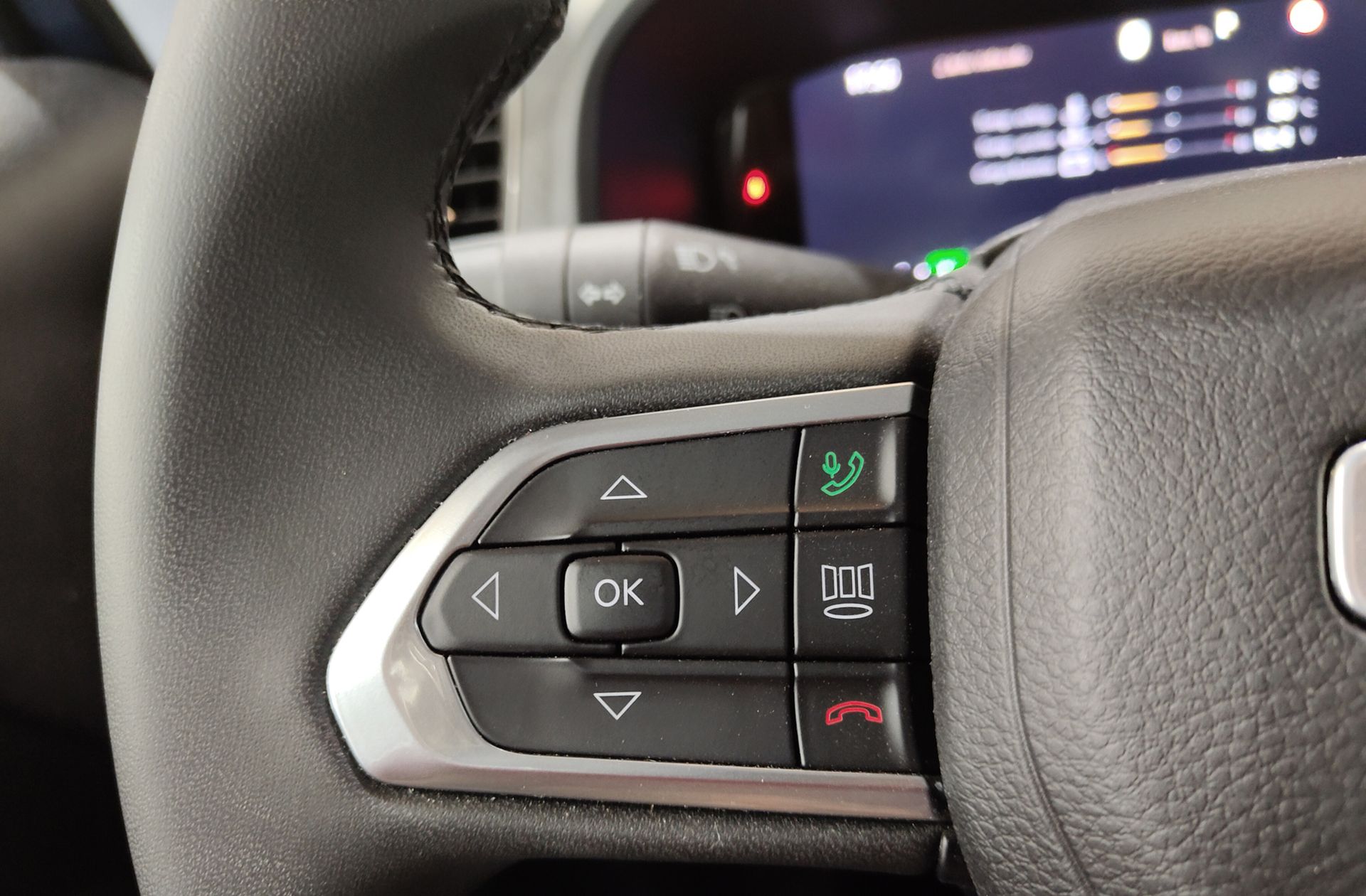 Jeep Renegade eHybrid 1.5 Limited ATX - foto 24