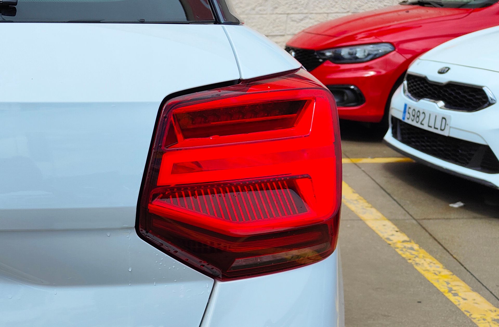 Audi Q2 Design 30 TFSI - foto 15