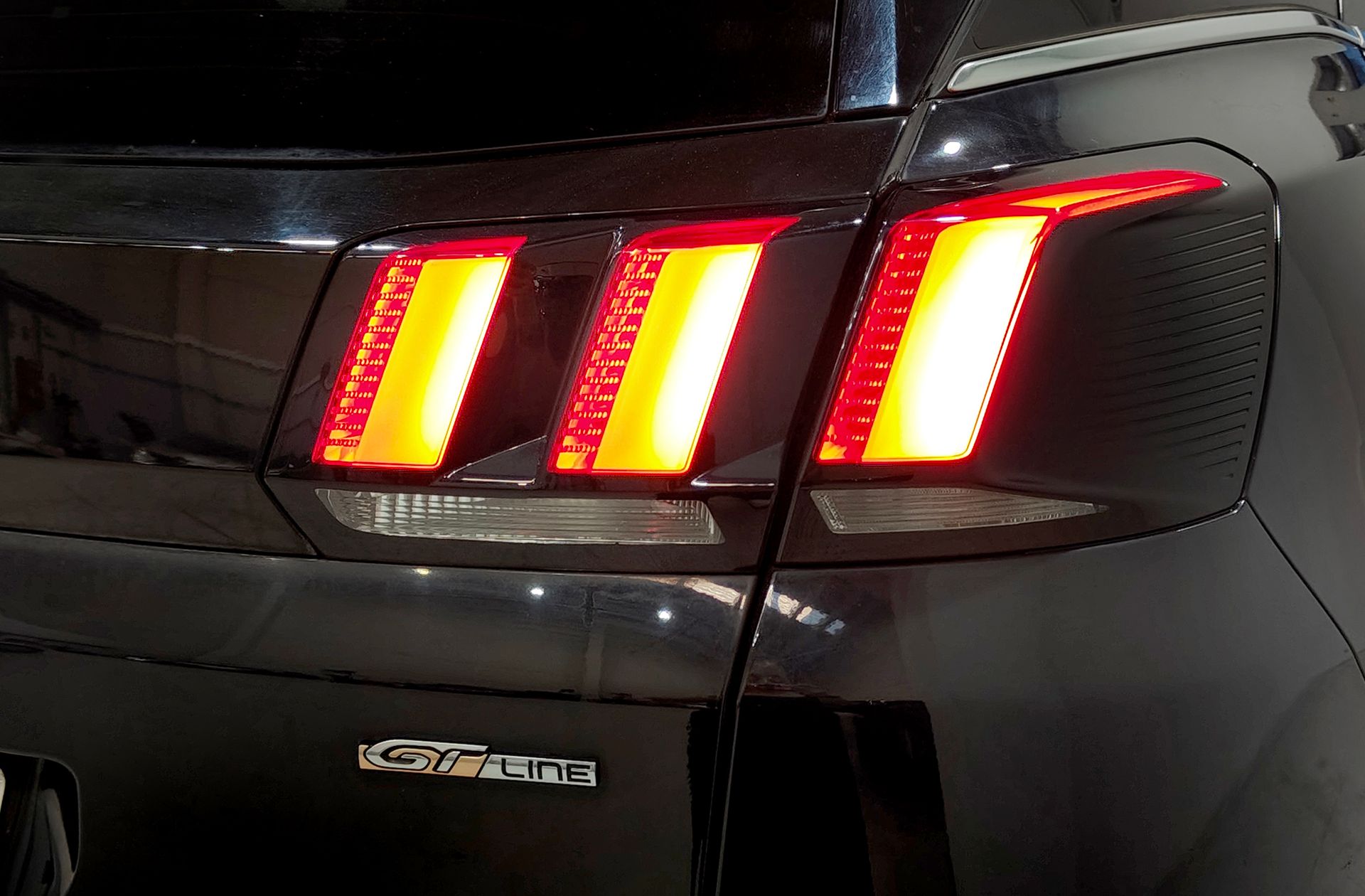 Peugeot 3008 BlueHDi 130 GT Line - foto 18