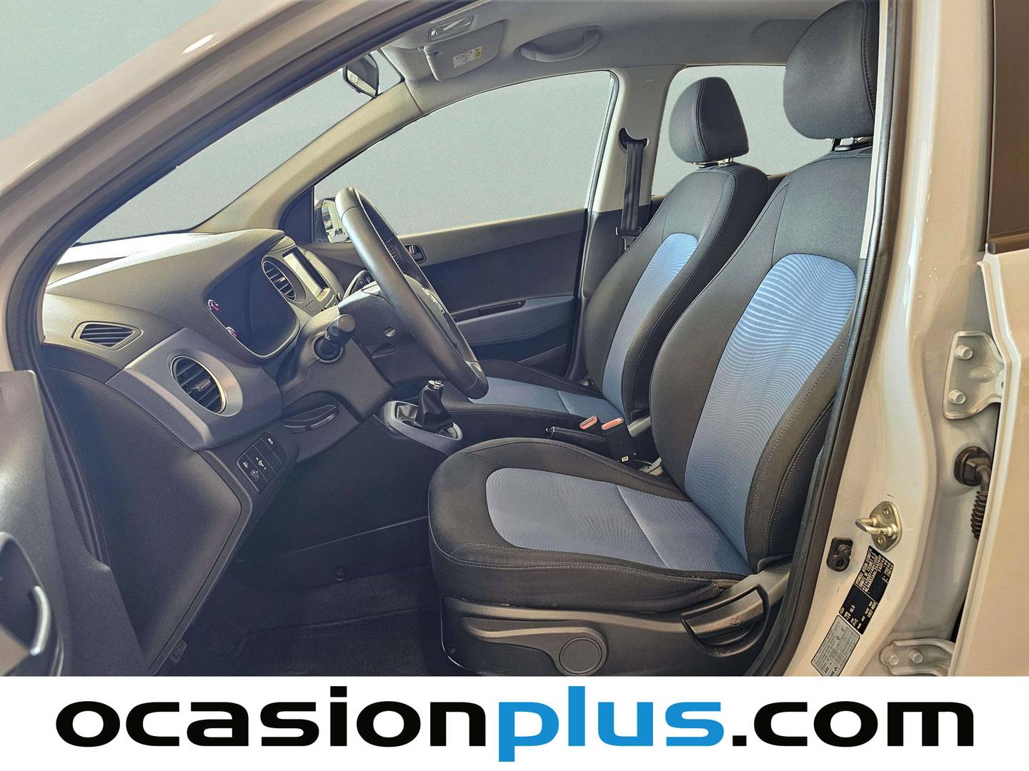 Foto asientos delanteros Hyundai i10 Hyundai i10 1.0 Tecno (66 CV)