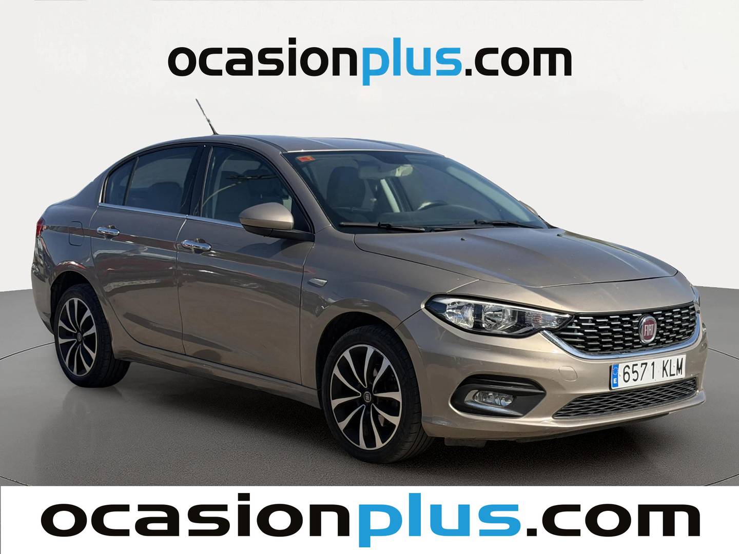 Foto delantera Fiat Tipo Fiat Tipo 1.4 16v Lounge (95 CV) derecha