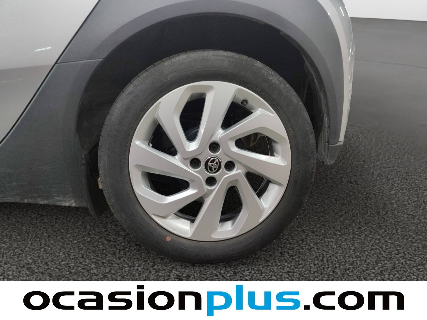 Foto Toyota Aygo X Cross Toyota Aygo X Cross 1.0 VVT-I Play (72 CV)