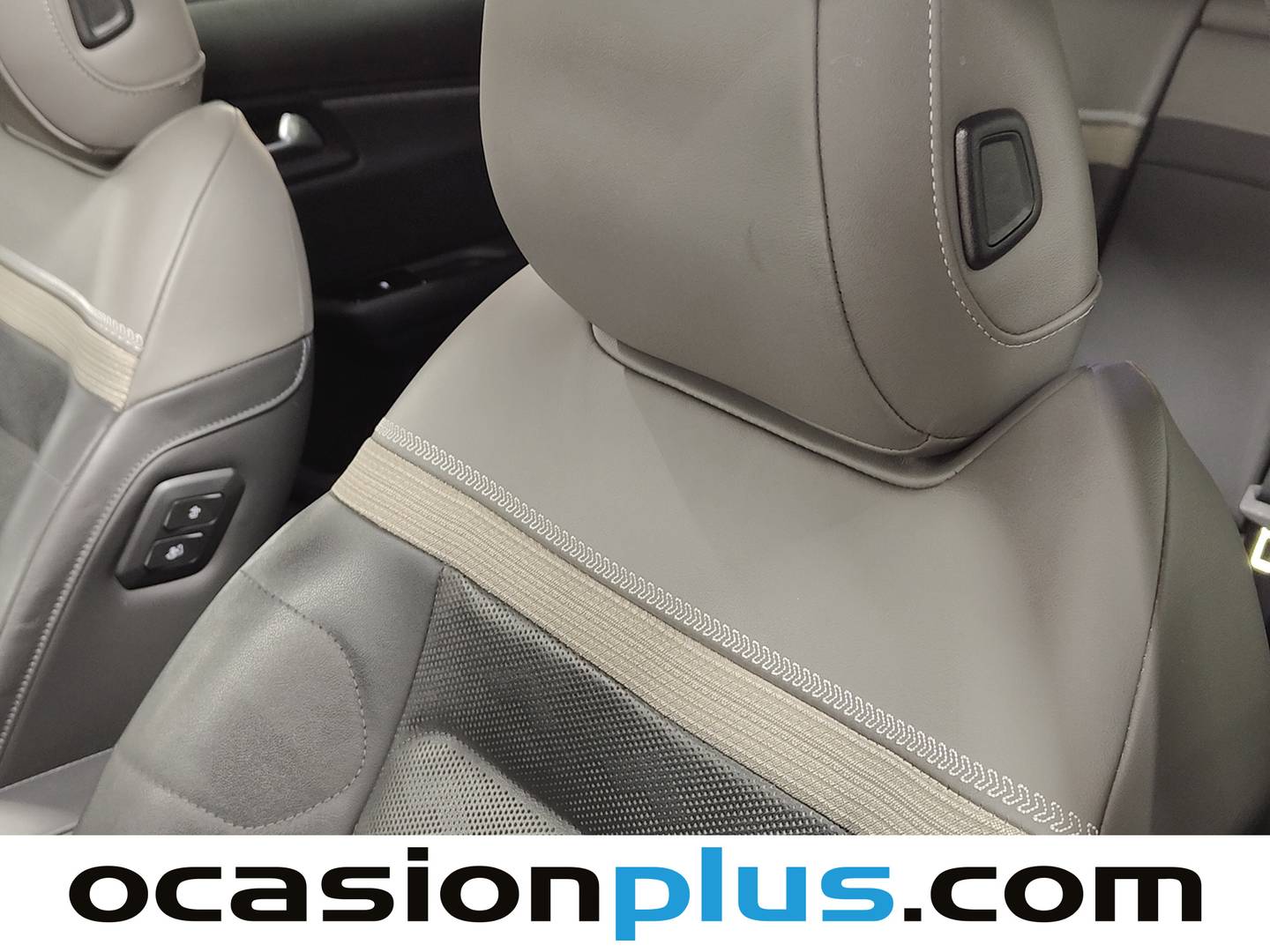 Equipamiento del Citroën C5 X Citroën C5 X Hybrid 225 Shine Pack e-EAT8 (225 CV)