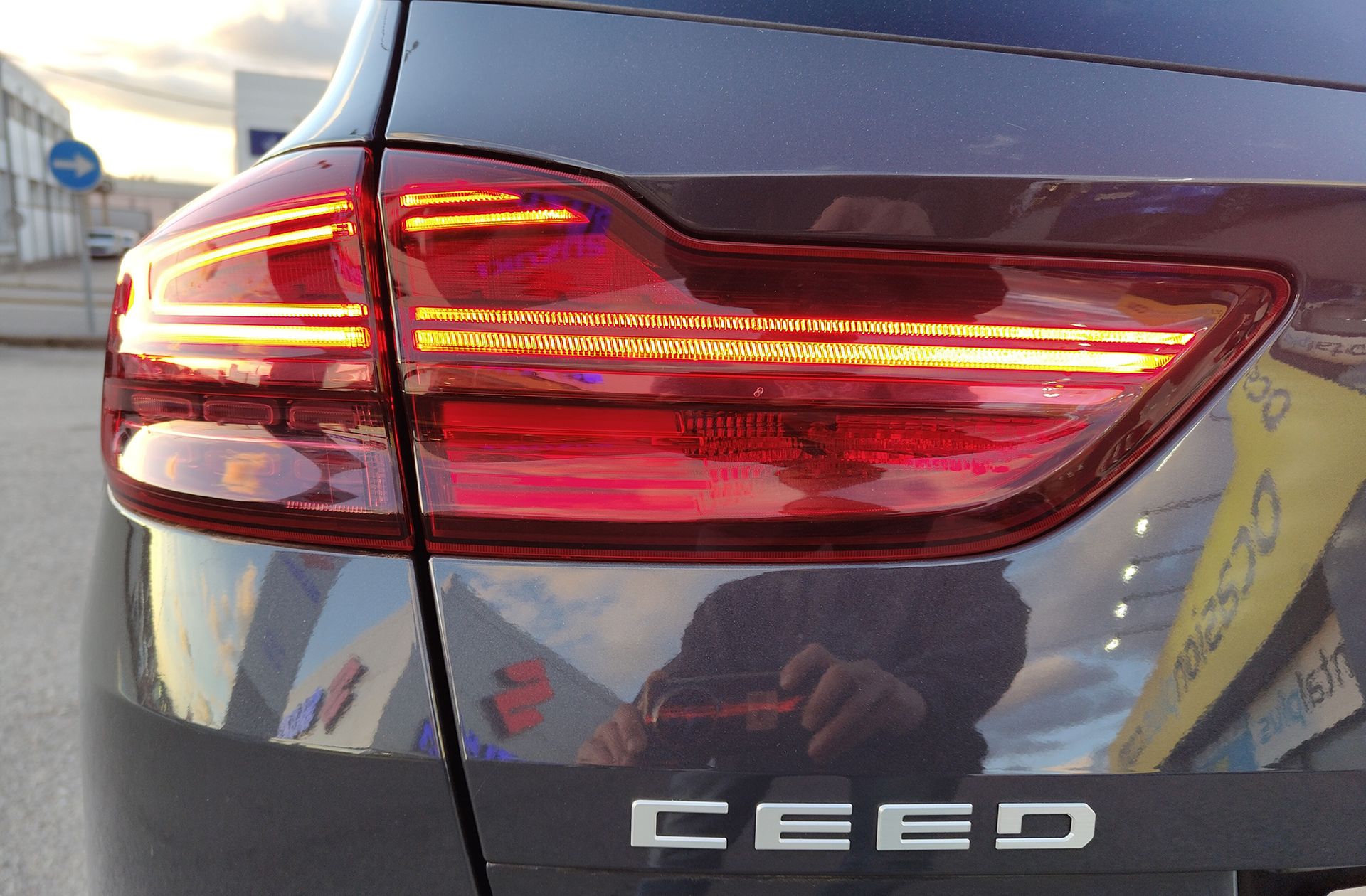 Kia Ceed 1.0 MHEV Style Edition DCT - foto 19