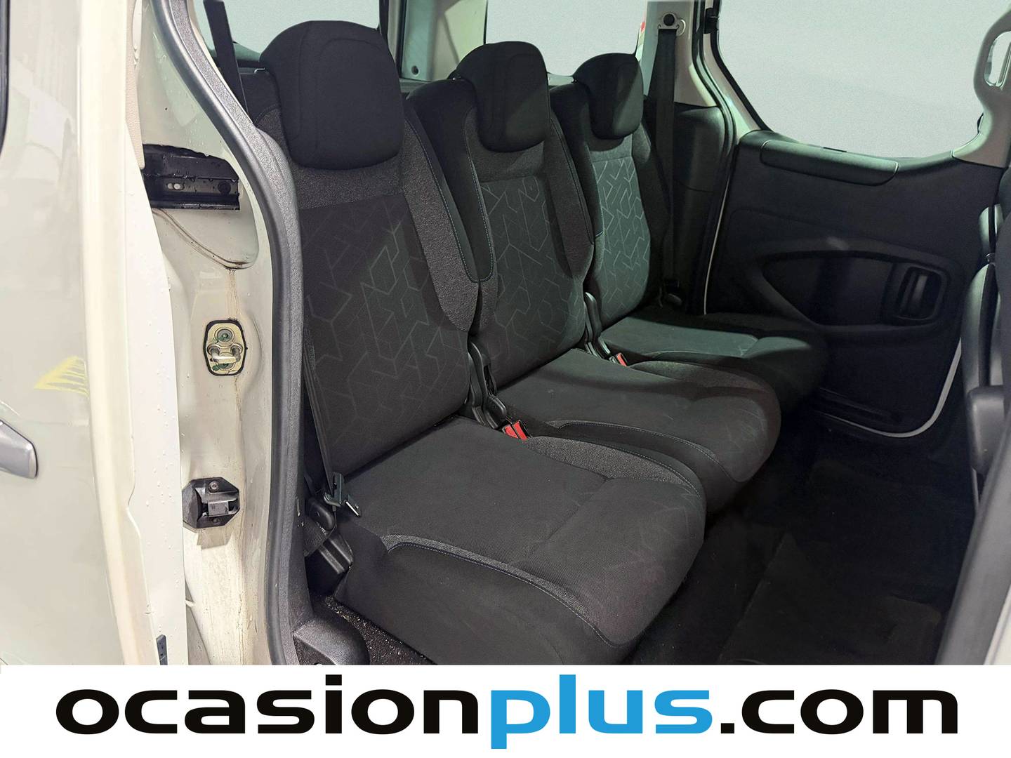 Foto Peugeot Partner Peugeot Partner Tepee Tepee Combi BlueHDI 120 Style (120 CV)