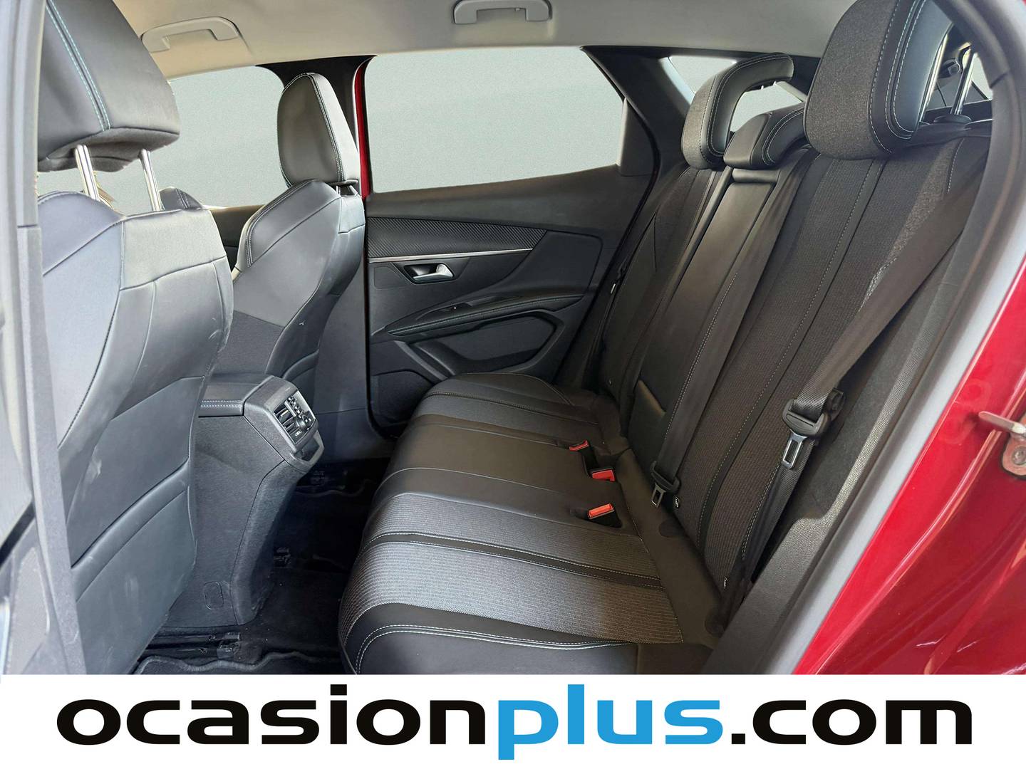 Foto asientos traseros Peugeot 3008 Peugeot 3008 PureTech 130 S&S Allure (130 CV)