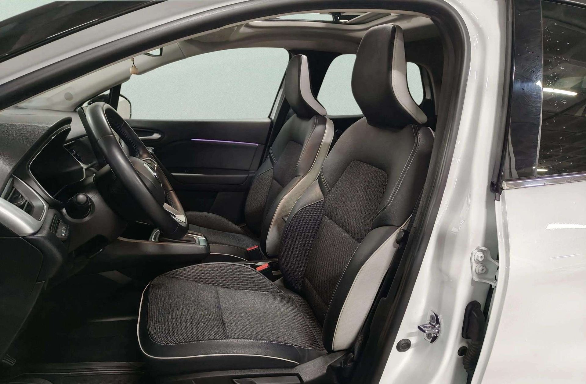 Renault Captur Techno E-Tech Híbrido - foto 14
