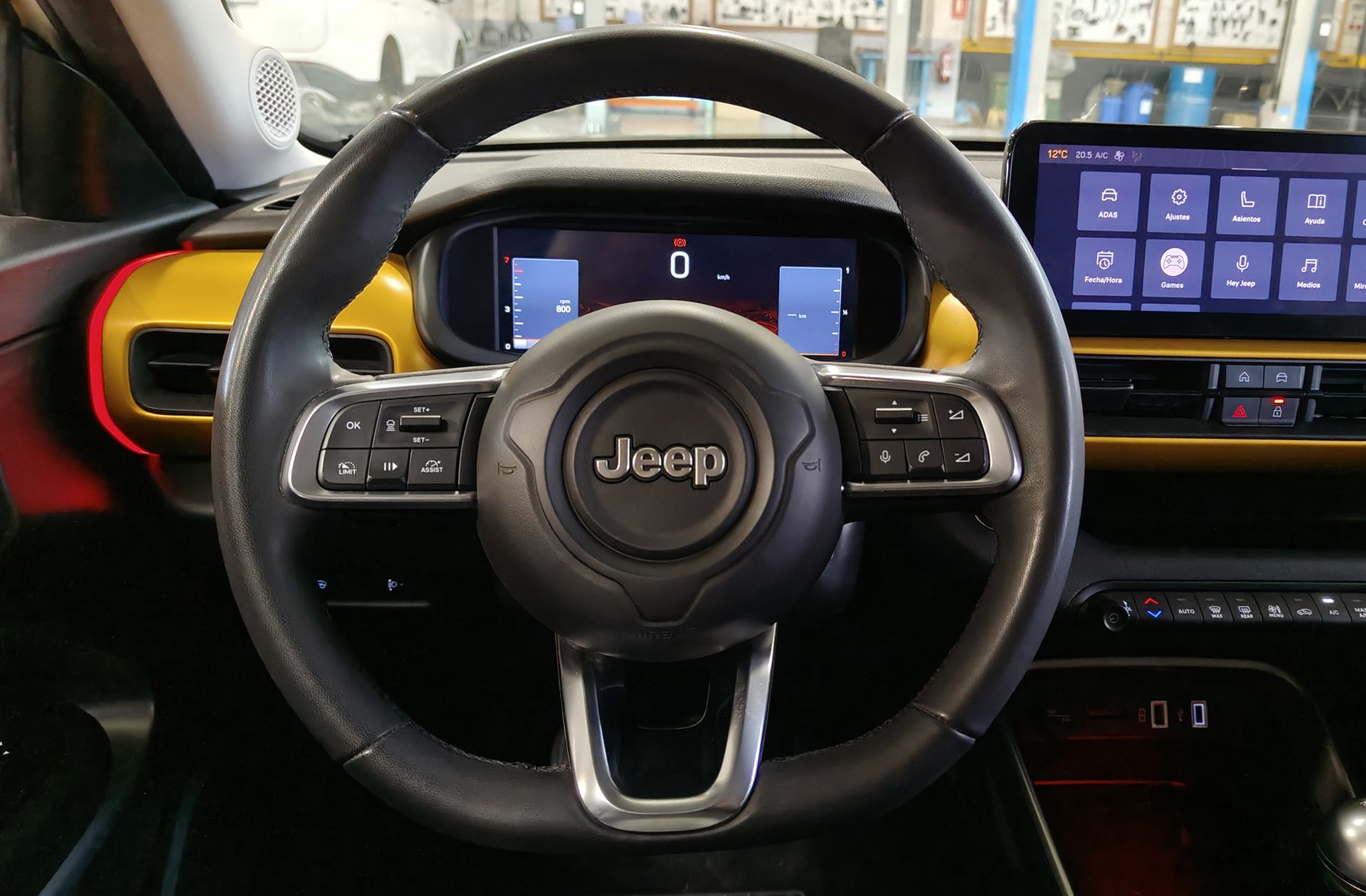 Jeep Avenger 1.2 G Summit - foto 24