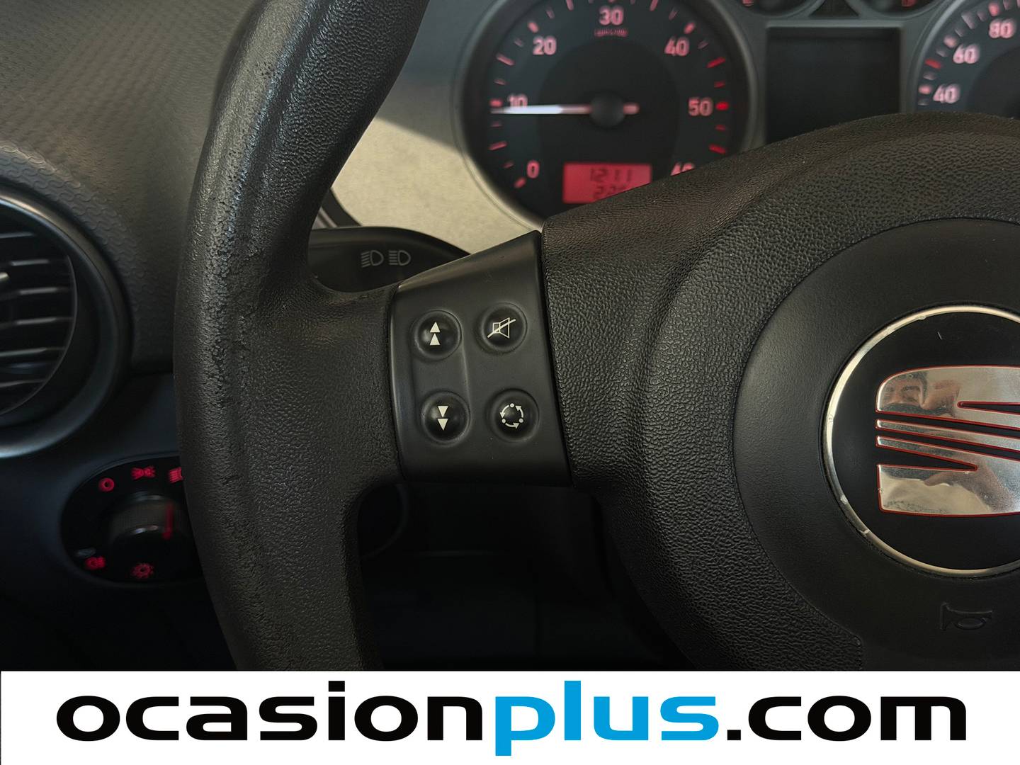 Extras y acabados del Seat Ibiza Seat Ibiza 1.4 TDi Junior (70 CV)