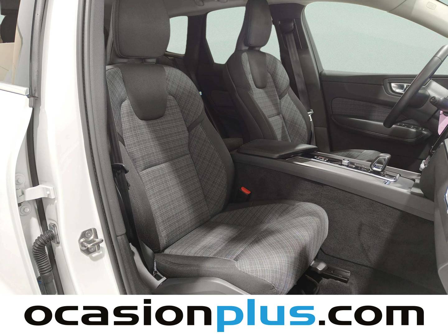 Volvo XC60 Volvo XC60 B4 D Momentum Auto (197 CV) híbrido