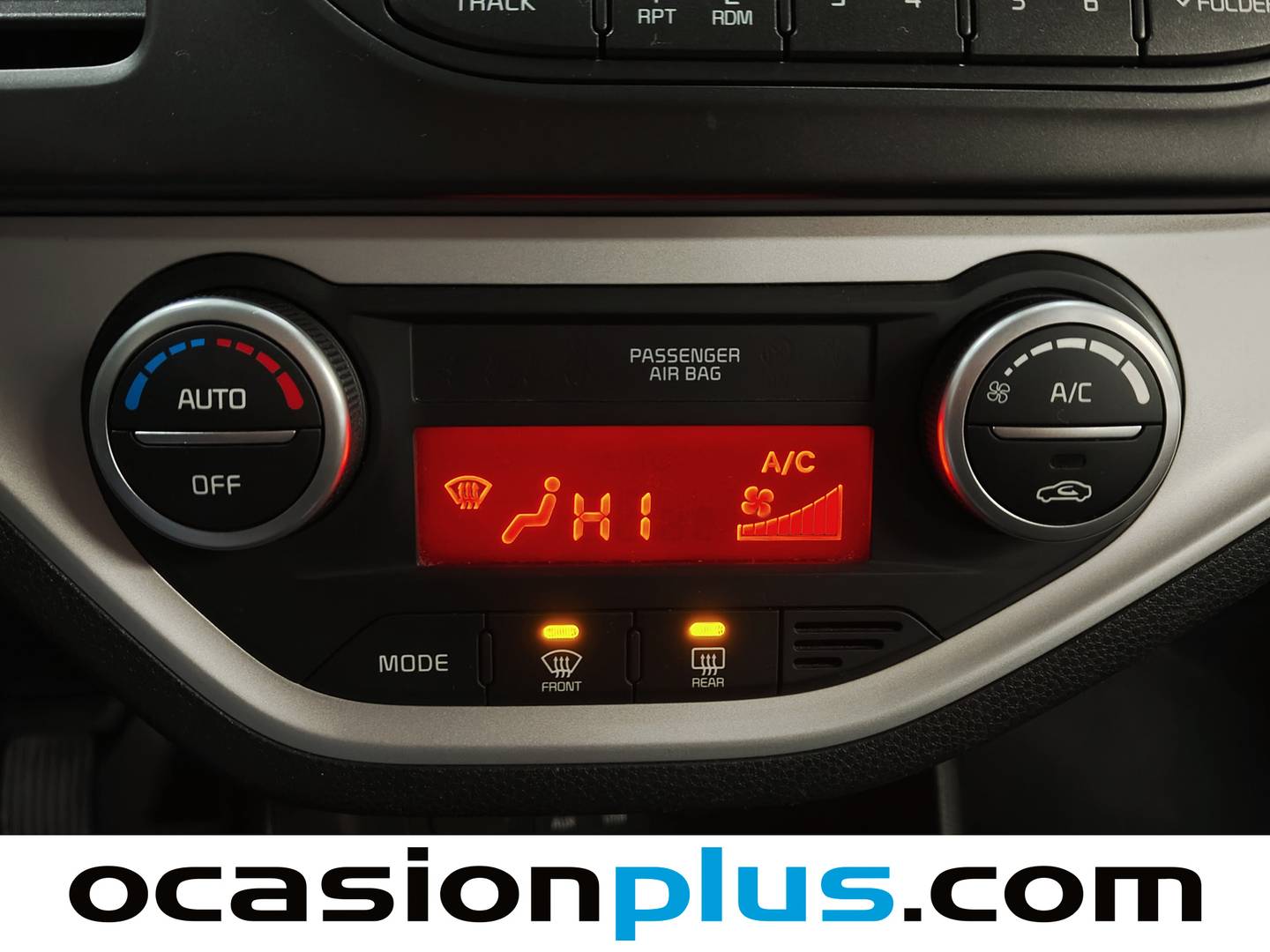 Foto KIA Picanto Kia Picanto 1.0 CVVT UEFA Euro2016 Eco-Dynamics (66 CV)