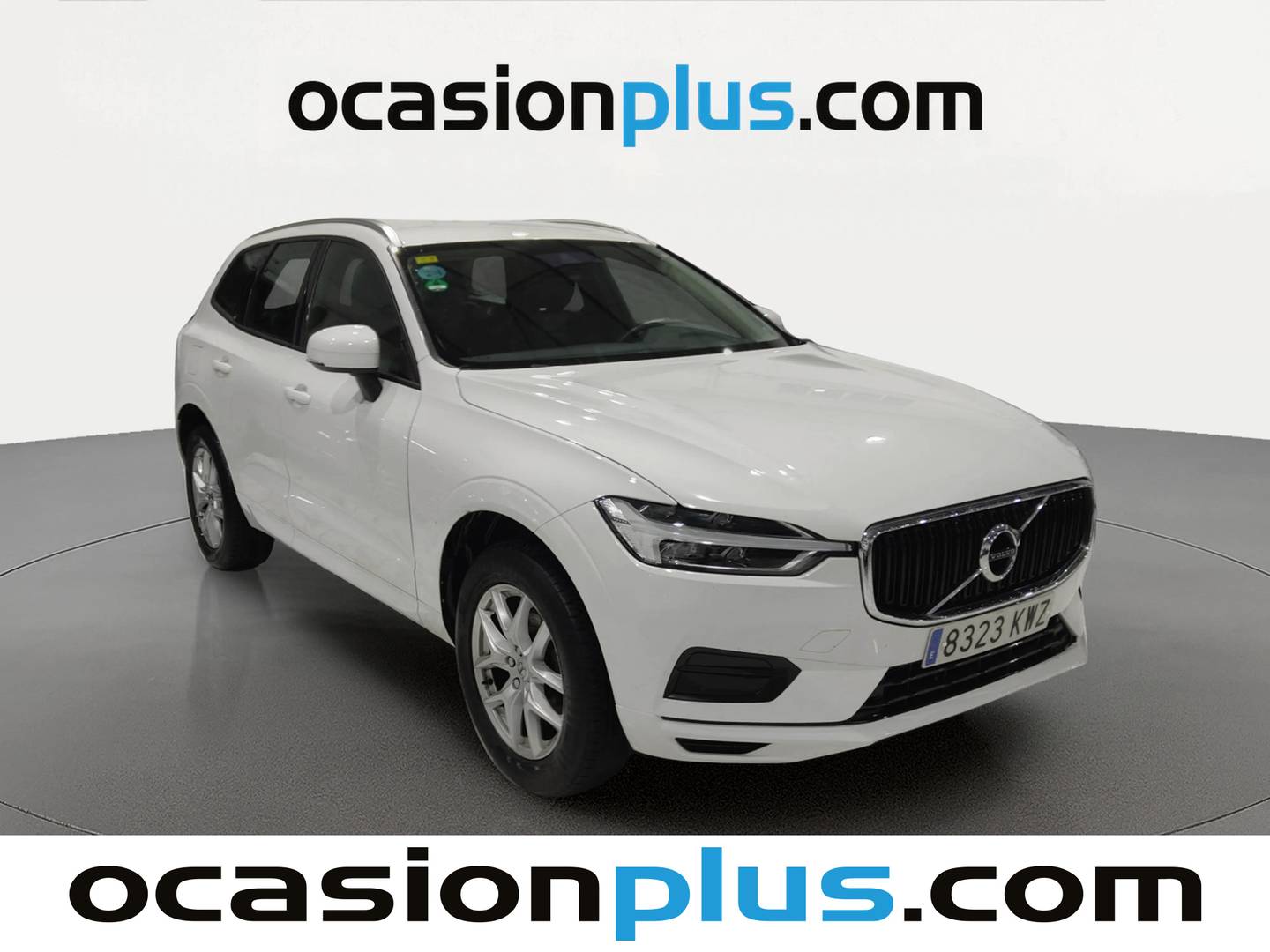 Foto delantera Volvo XC60 Volvo XC60 D4 Momentum Auto (190 CV) derecha