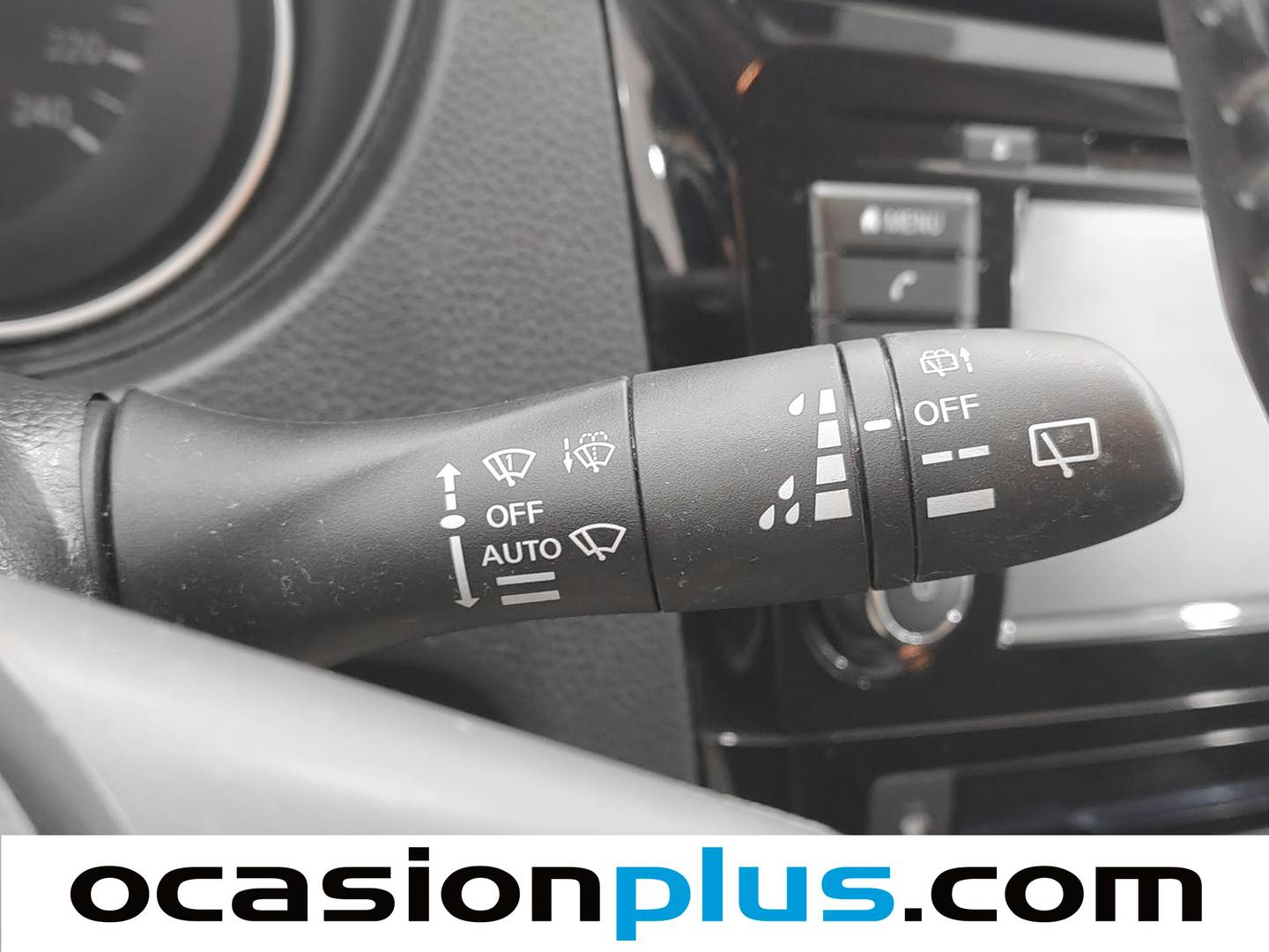 Acabados Nissan QASHQAI Nissan Qashqai DIG-T 140 N-Connecta 4x2 (140 CV)