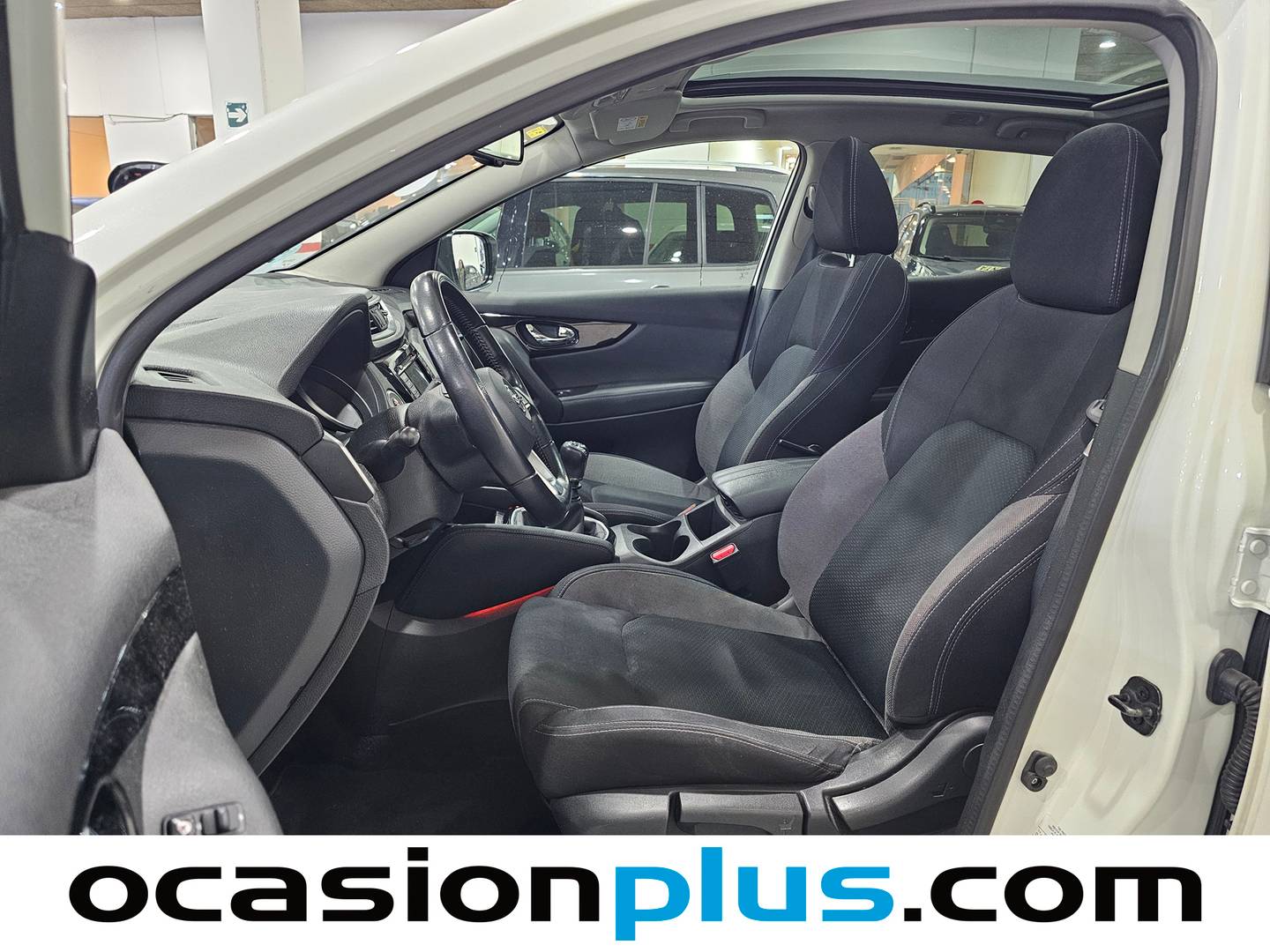 Foto Nissan QASHQAI Nissan Qashqai DIG-T 140 N-Connecta 4x2 (140 CV)