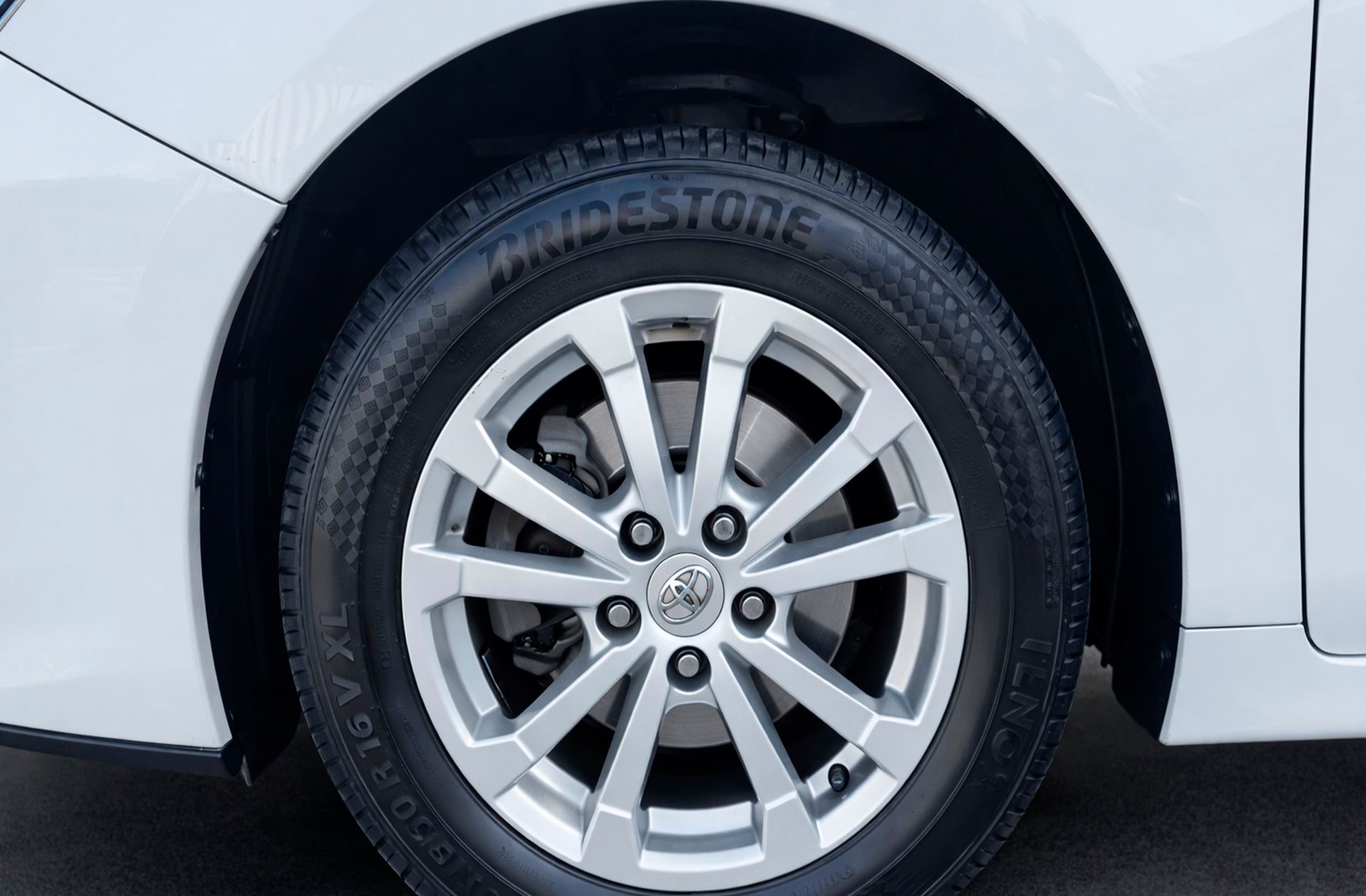 Toyota Verso 2.0 D-4D Active - foto 18