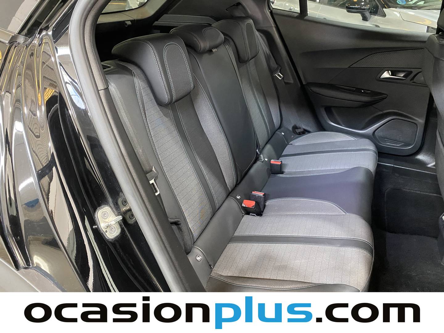 Peugeot 2008 Peugeot 2008 PureTech 130 S&S Allure Pack (130 CV) gasolina