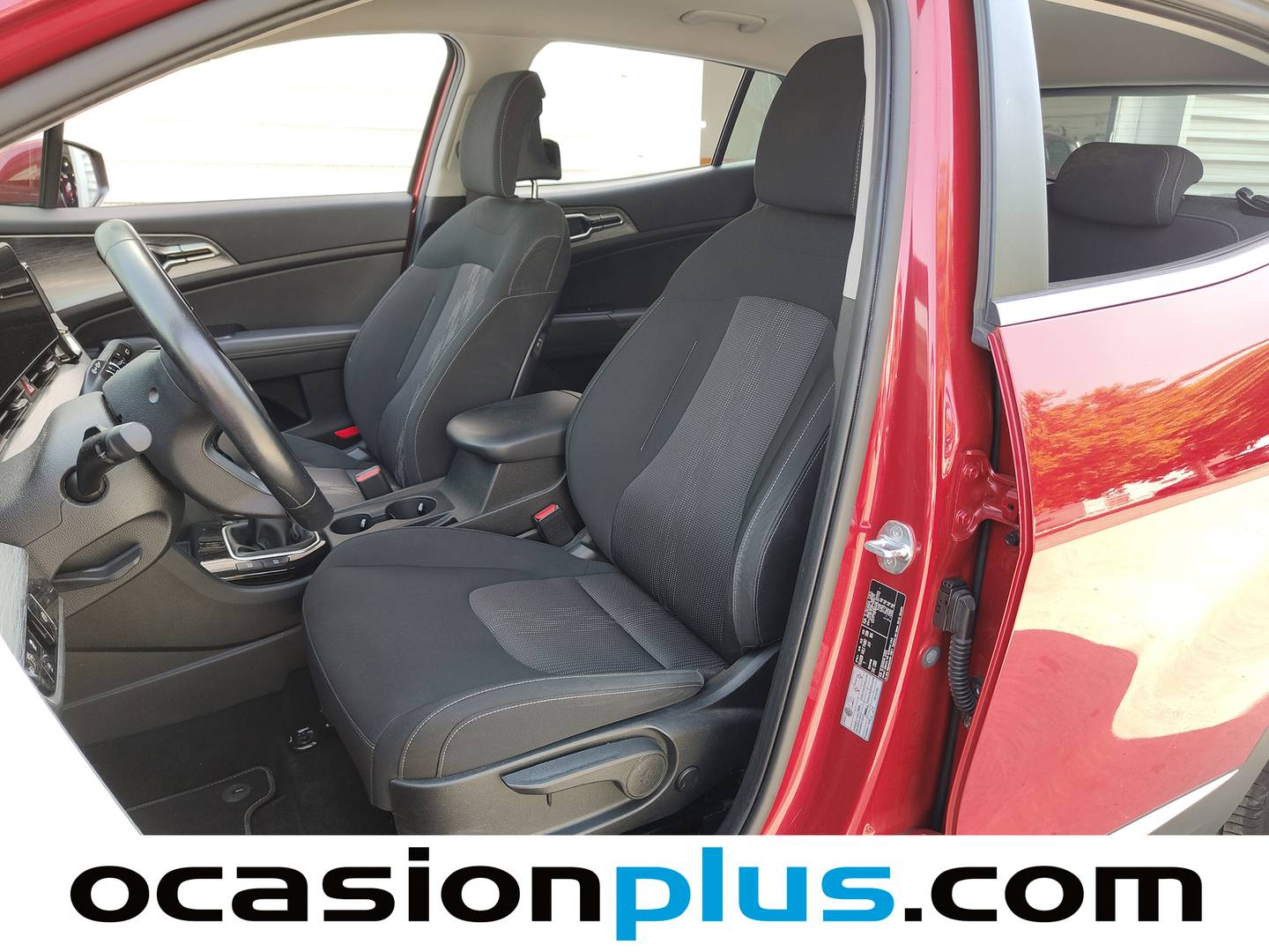 Foto asientos delanteros KIA Sportage KIA Sportage 1.6 T-GDi MHEV Drive 4x2 (150 CV)