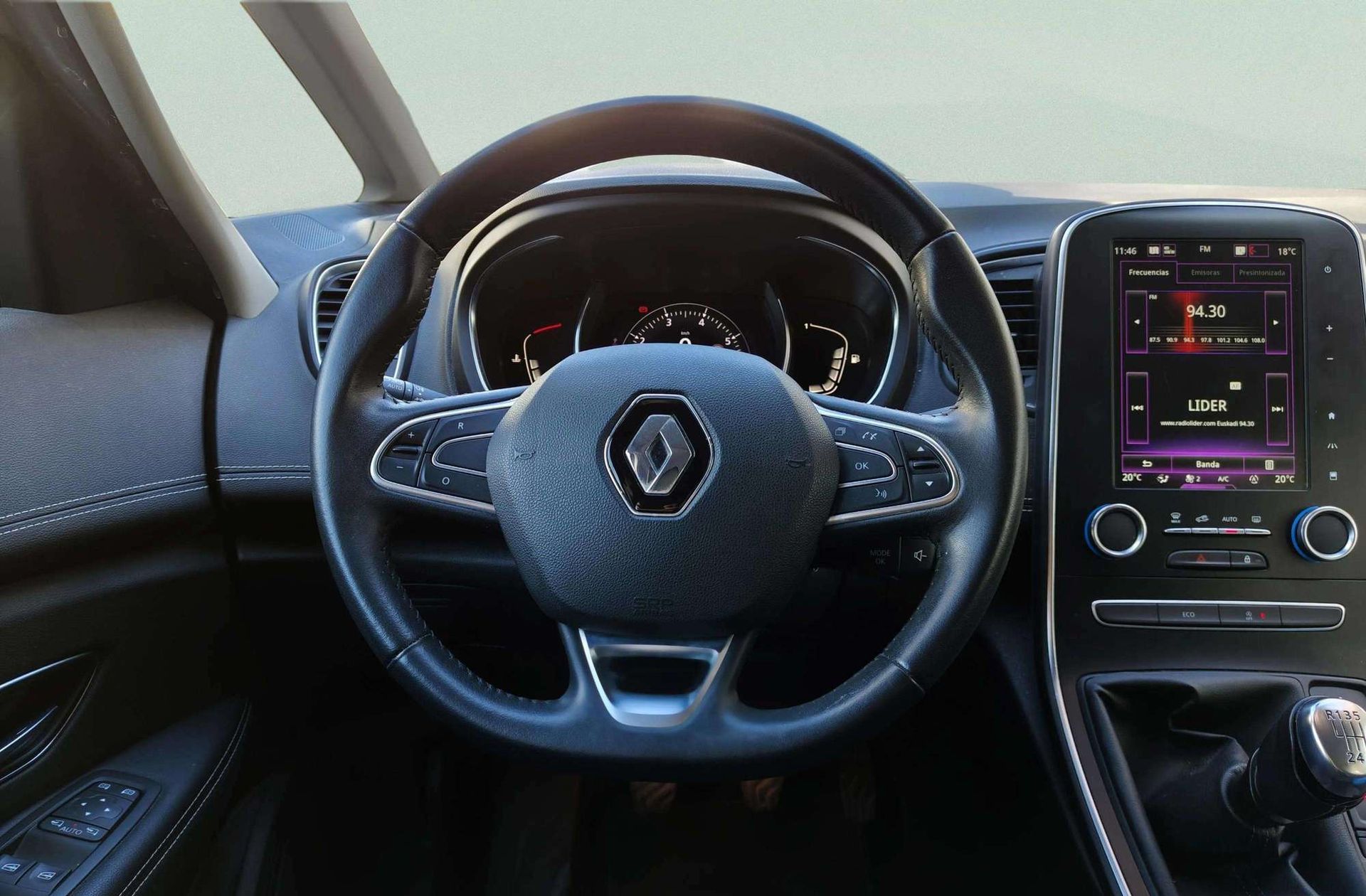 Renault Grand Scénic Zen TCe GPF 7 plazas - foto 31