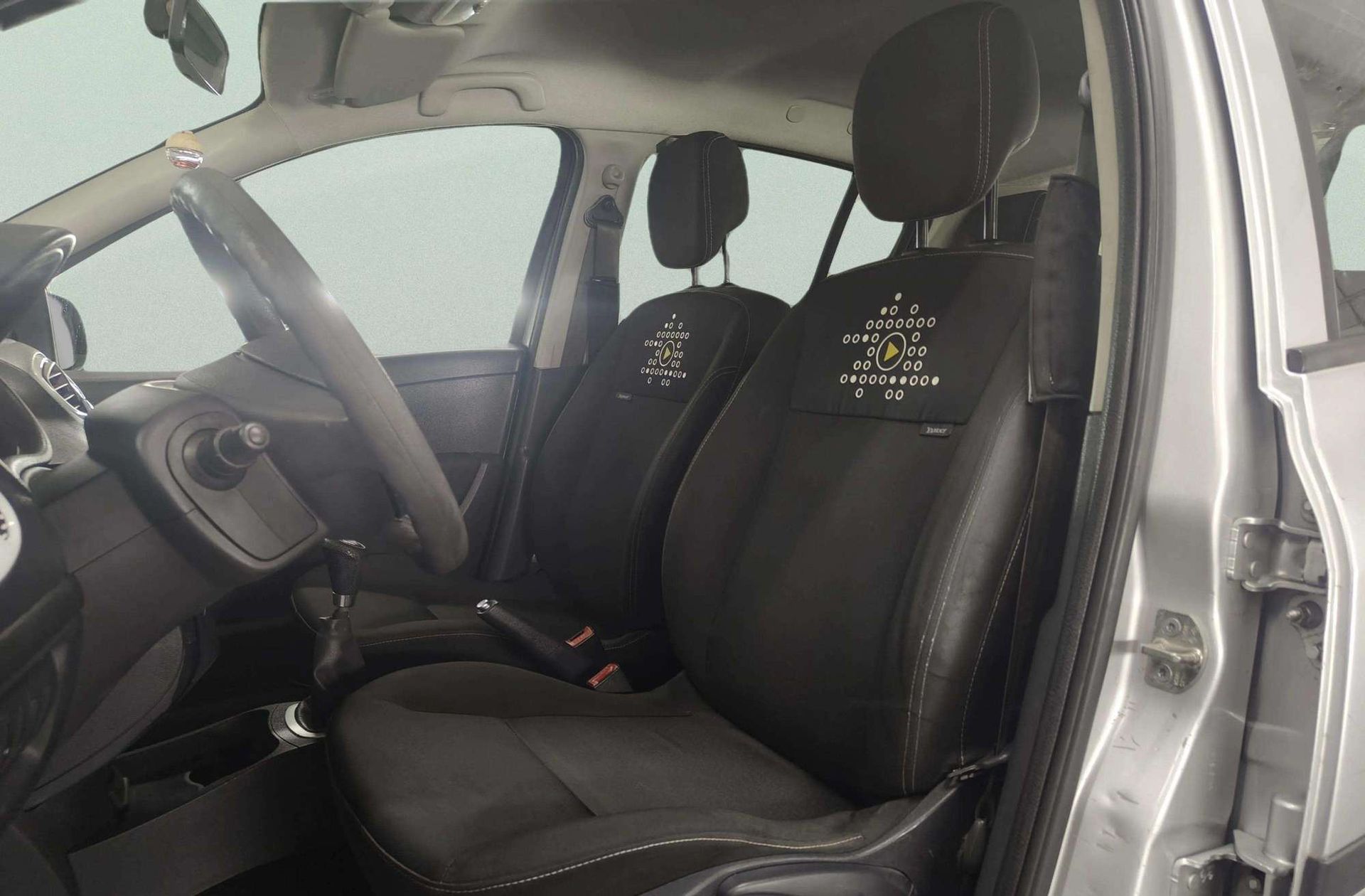 Renault Clio dCi 75 Yahoo! eco2 - foto 8