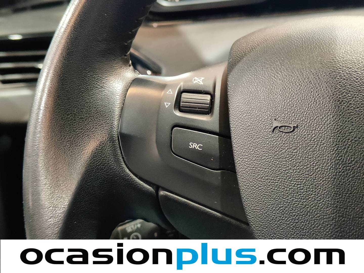 Peugeot 208 Peugeot 208 5P Signature 1.2L PureTech (82CV) de segunda mano