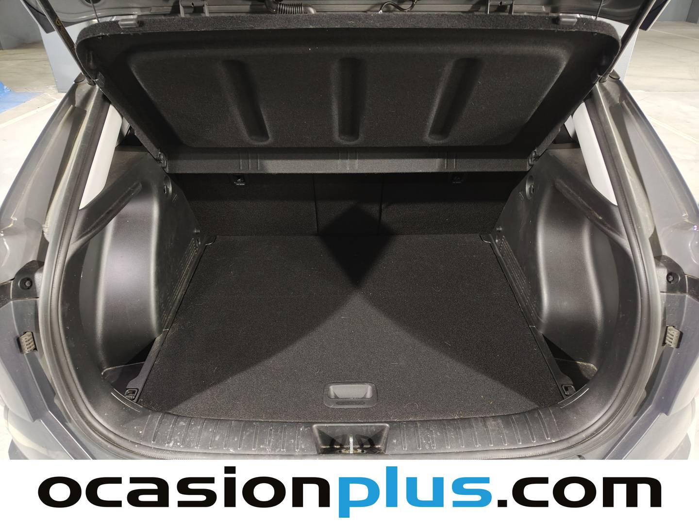 Fotos maletero Hyundai Kona Hyundai Kona 1.6 GDI HEV Maxx DCT (141 CV)