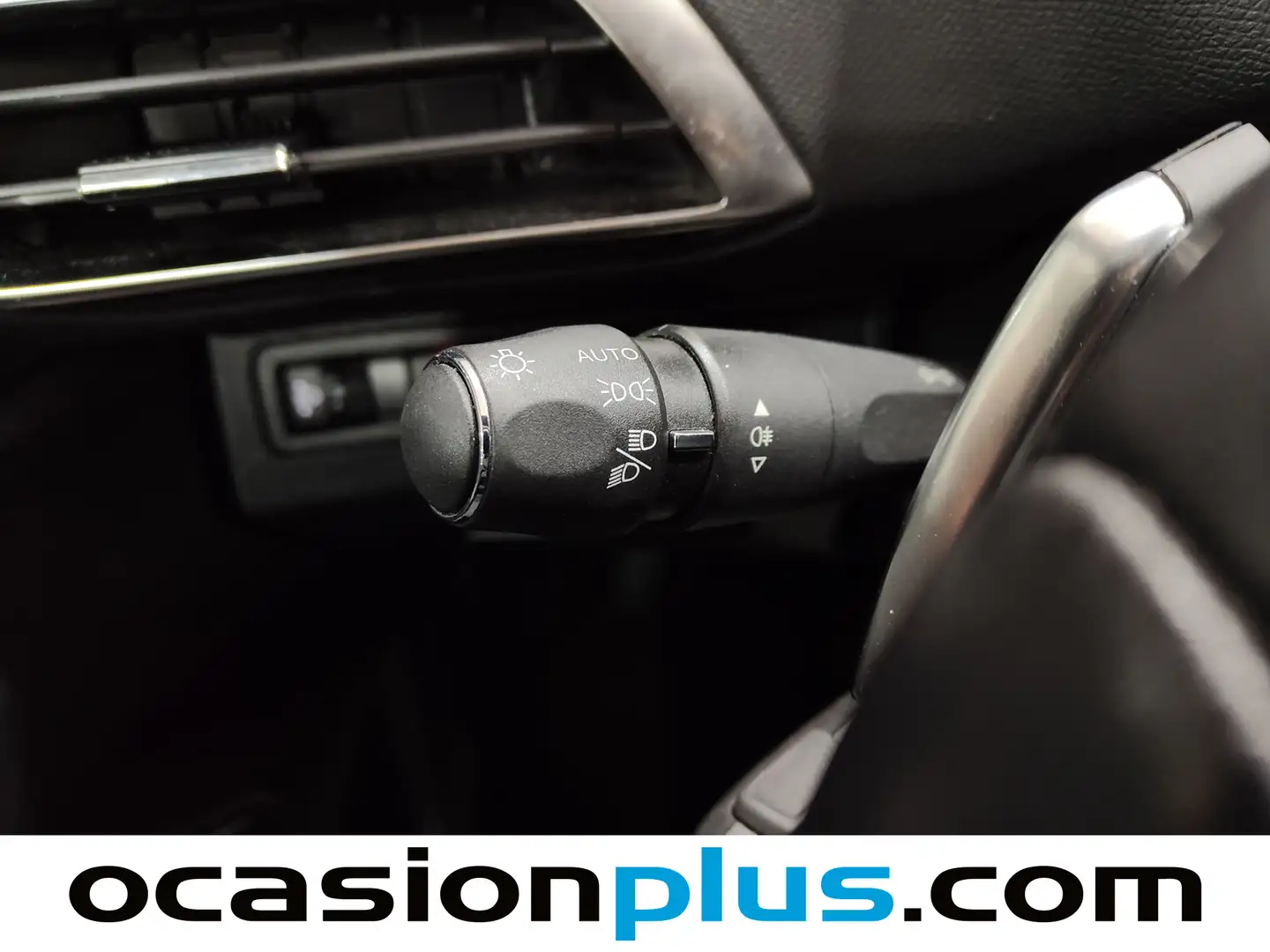 Foto Peugeot 3008 Hybrid Peugeot 3008 Hybrid 300 Allure Pack e-EAT8 (300 CV)