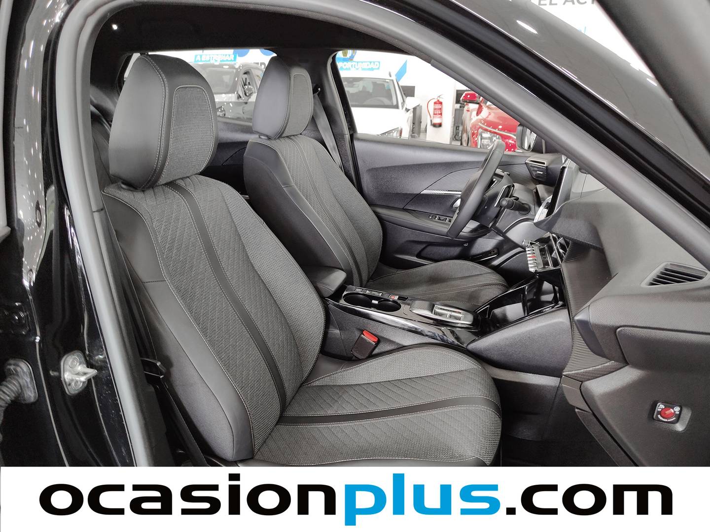 Peugeot 2008 Peugeot 2008 Allure Hybrid eDCS6 (145 CV) automático