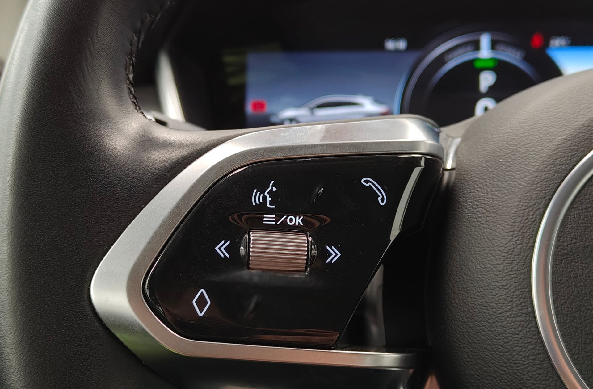 Jaguar I-Pace EV400 S 4WD - foto 32