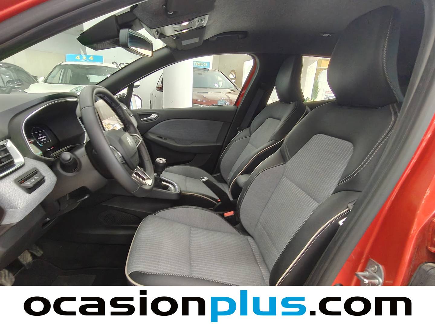 Foto asientos delanteros Renault Clio Renault Clio Techno TCe (90 CV)
