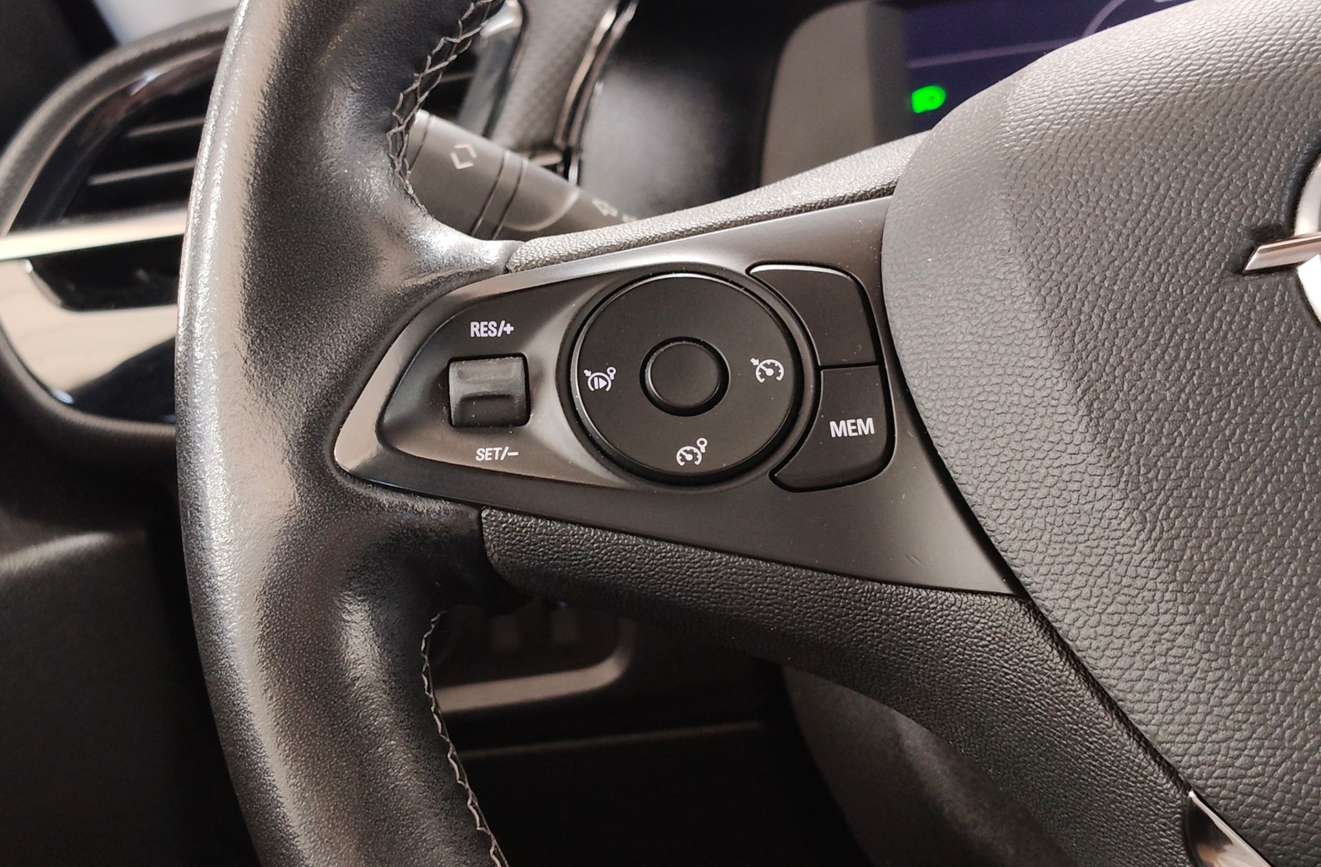 Opel Corsa 50kWh Elegance-e - foto 32