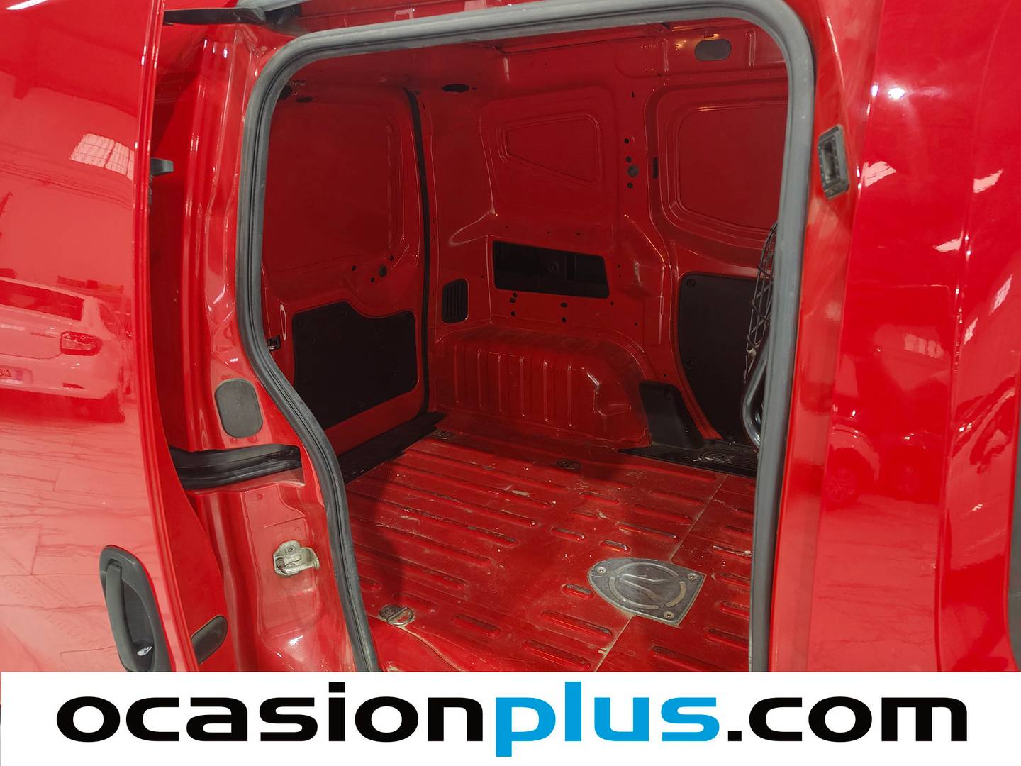 Fotos maletero Fiat Fiorino Fiat Fiorino Cargo Furgon 1.3 Multijet Base (75 CV)