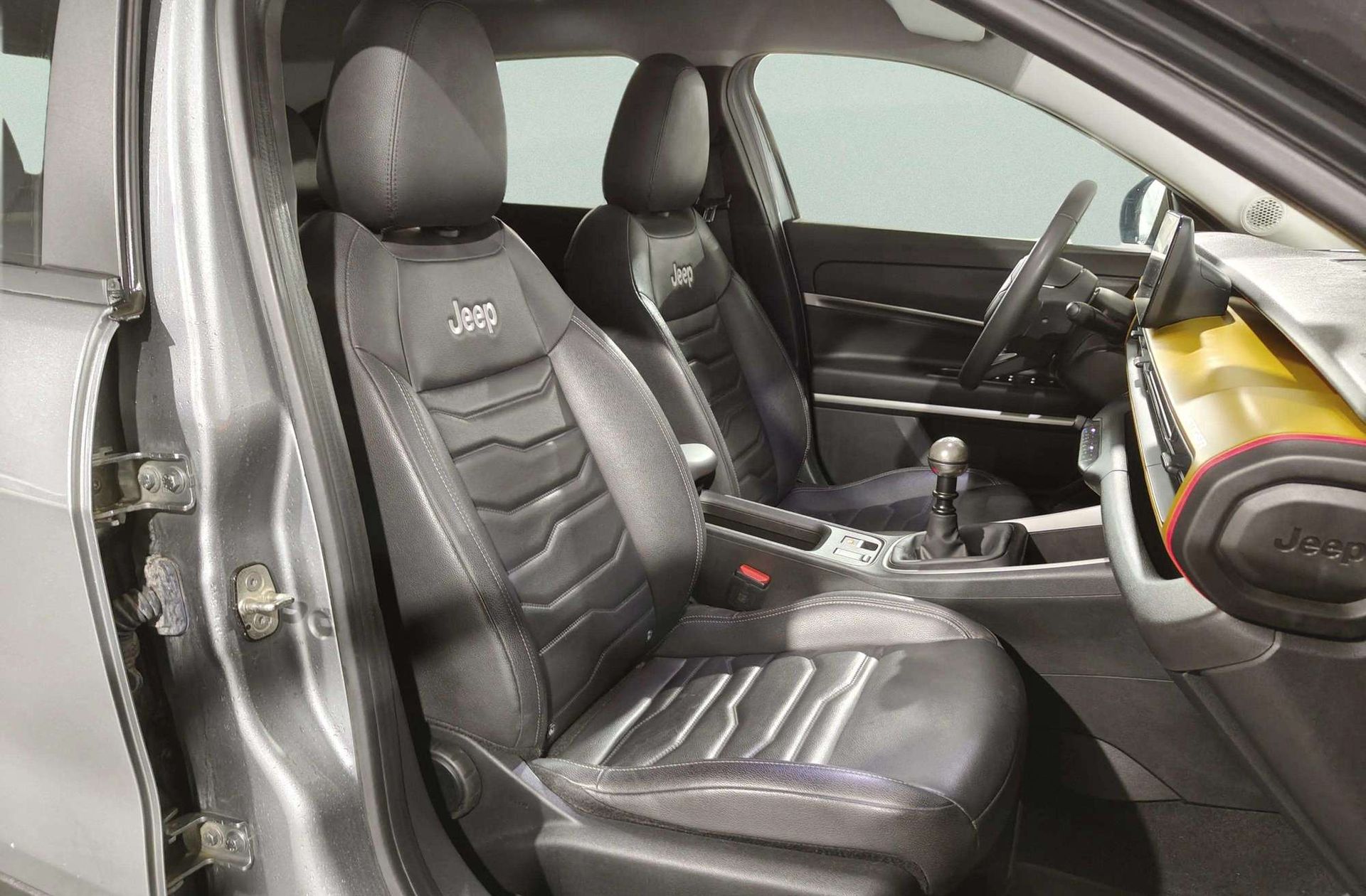Jeep Avenger 1.2 G Summit - foto 26