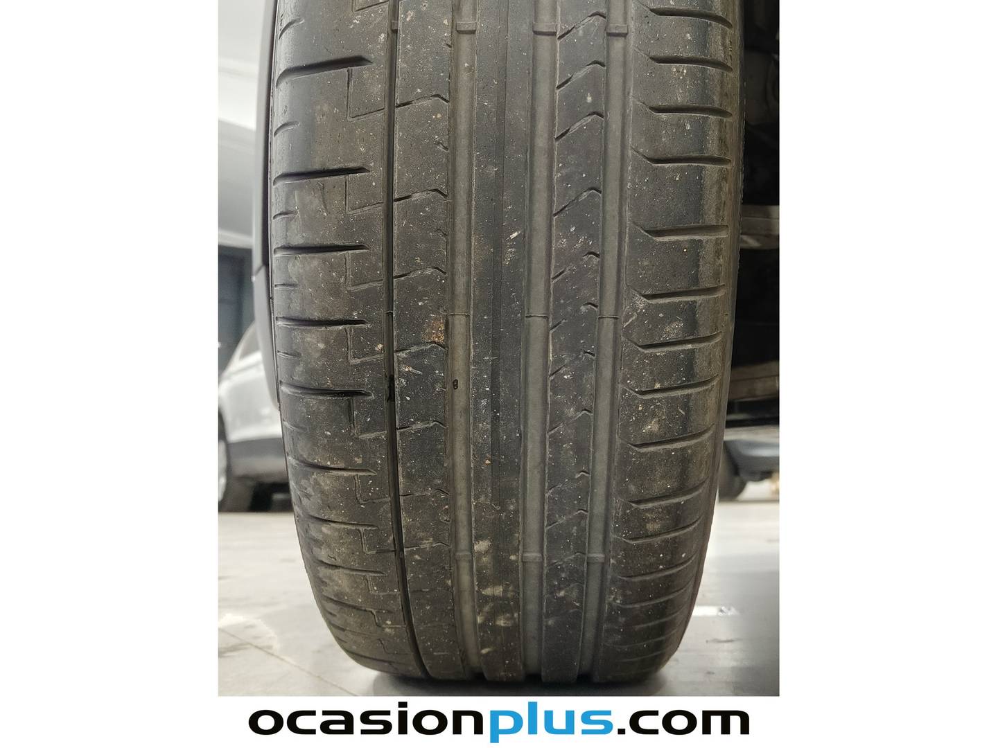 Foto Mercedes GLB Mercedes-Benz GLB 200 d (150 CV) Pack AMG 7 Plazas