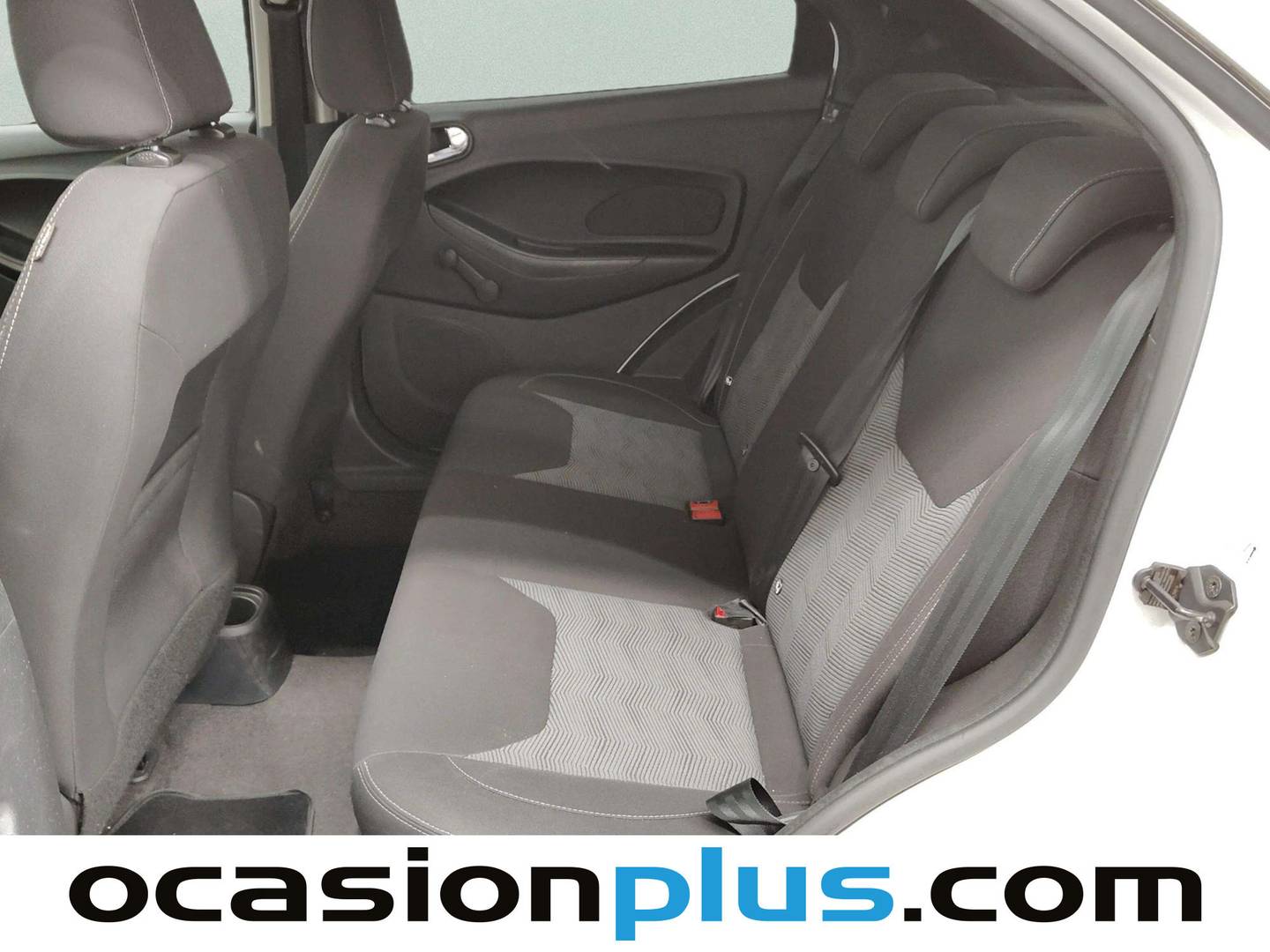 Foto asientos traseros Ford Ka+ Ford Ka+ 1.2 Ti-VCT Ultimate (85 CV)