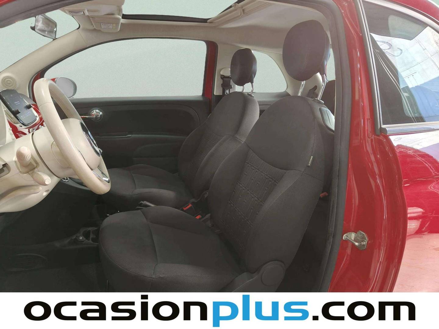 Foto asientos delanteros Fiat 500 Fiat 500 1.0 Hybrid Dolcevita (70 CV)