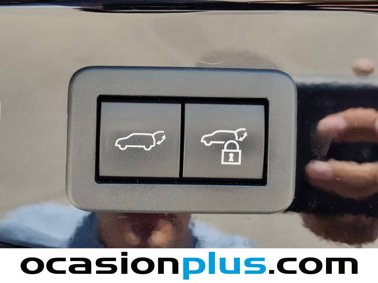 Accesorios del Toyota C-HR Toyota C-HR 200H Premiere Edition GR Sport AWD-i (196 CV)