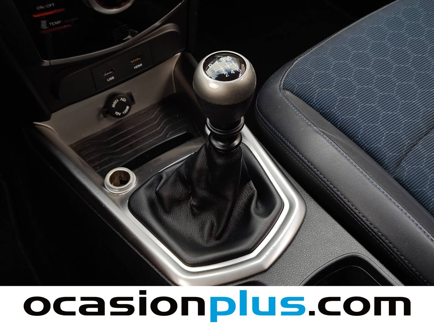 Foto SsangYong Tivoli Ssangyong Tivoli D16T Premium 4x2 (115 CV)