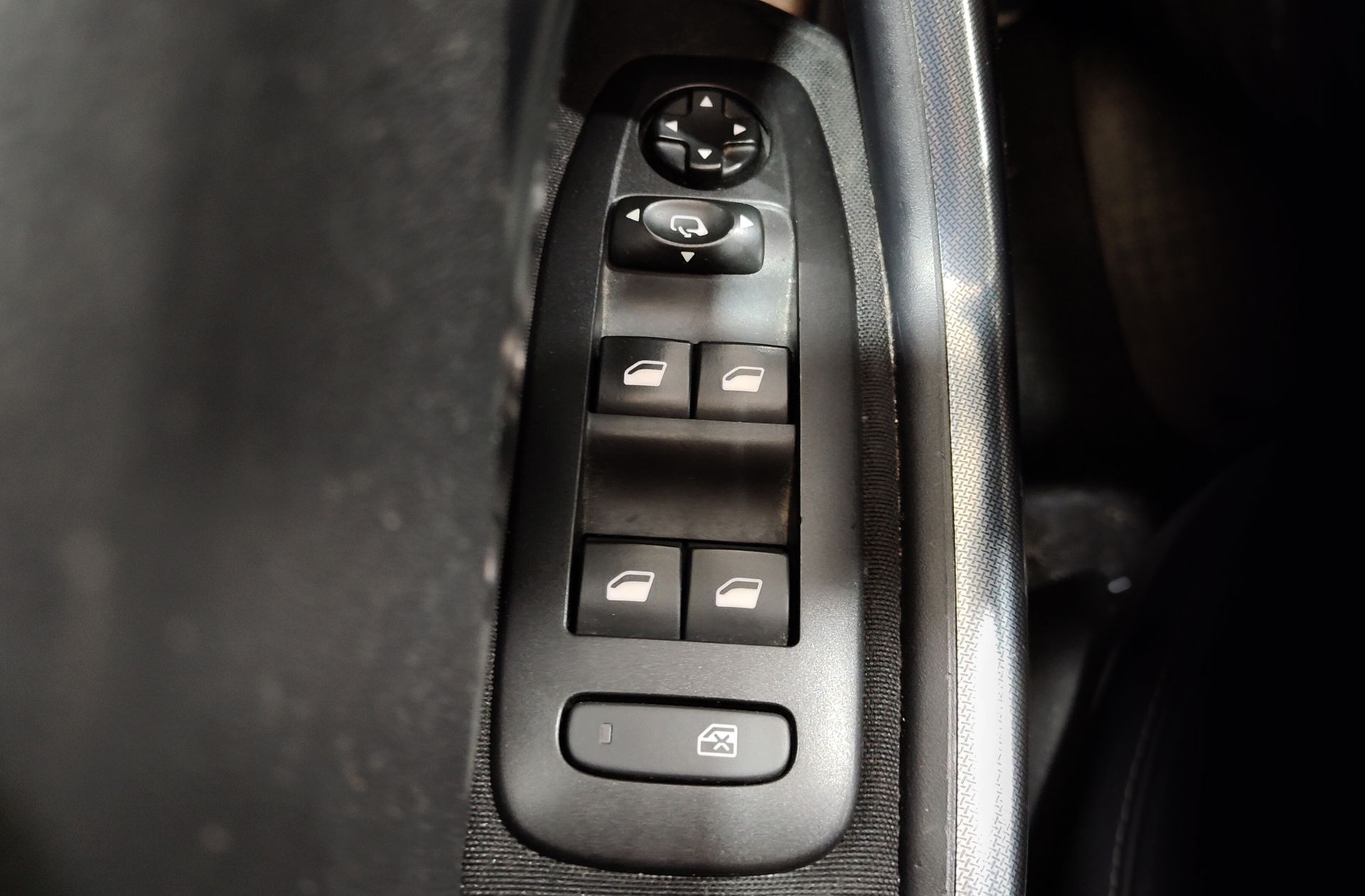 Peugeot 2008 PureTech 110 Allure - foto 34
