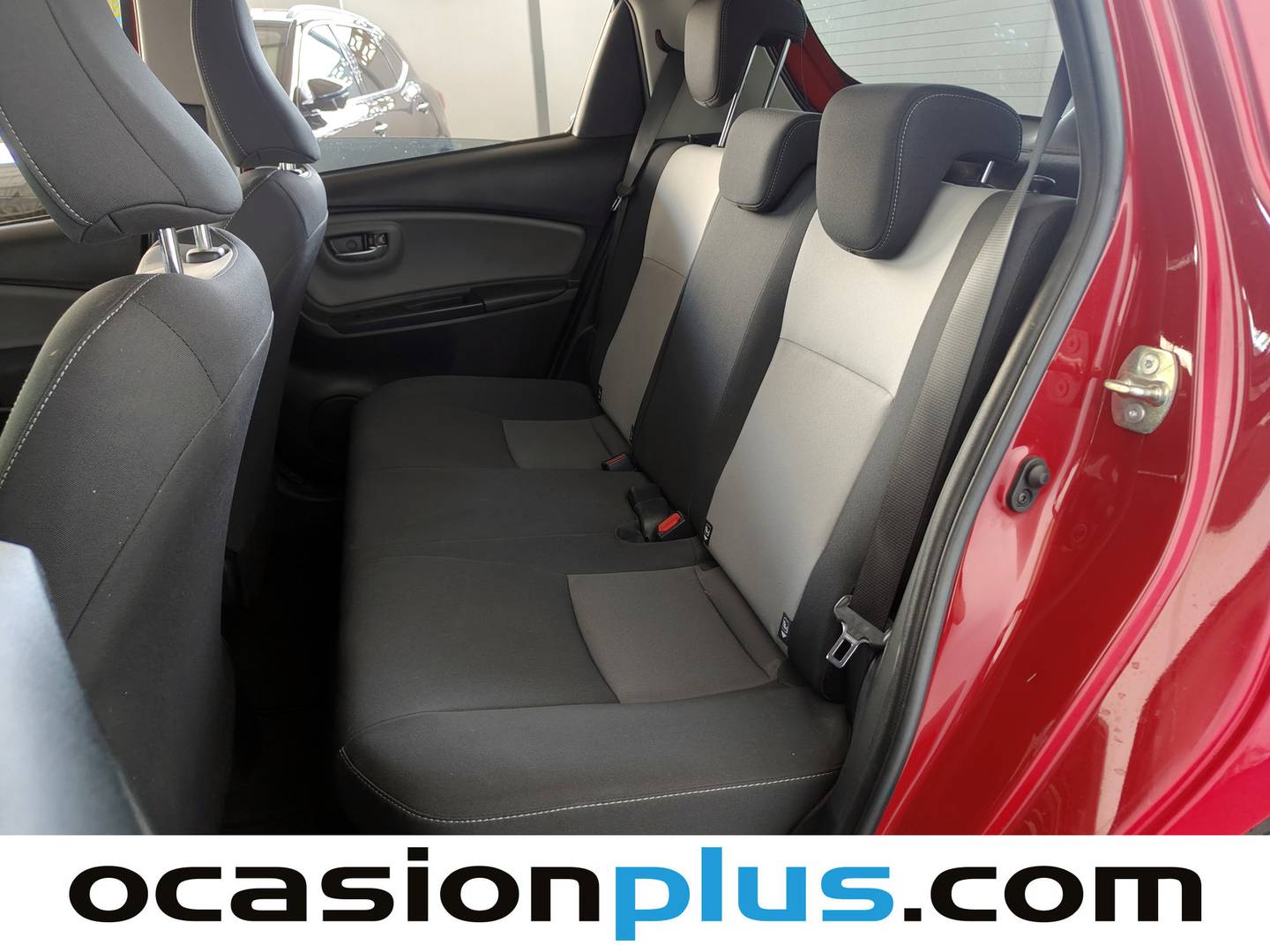 Foto asientos traseros Toyota Yaris Toyota Yaris 1.5 100H Advance (100 CV)