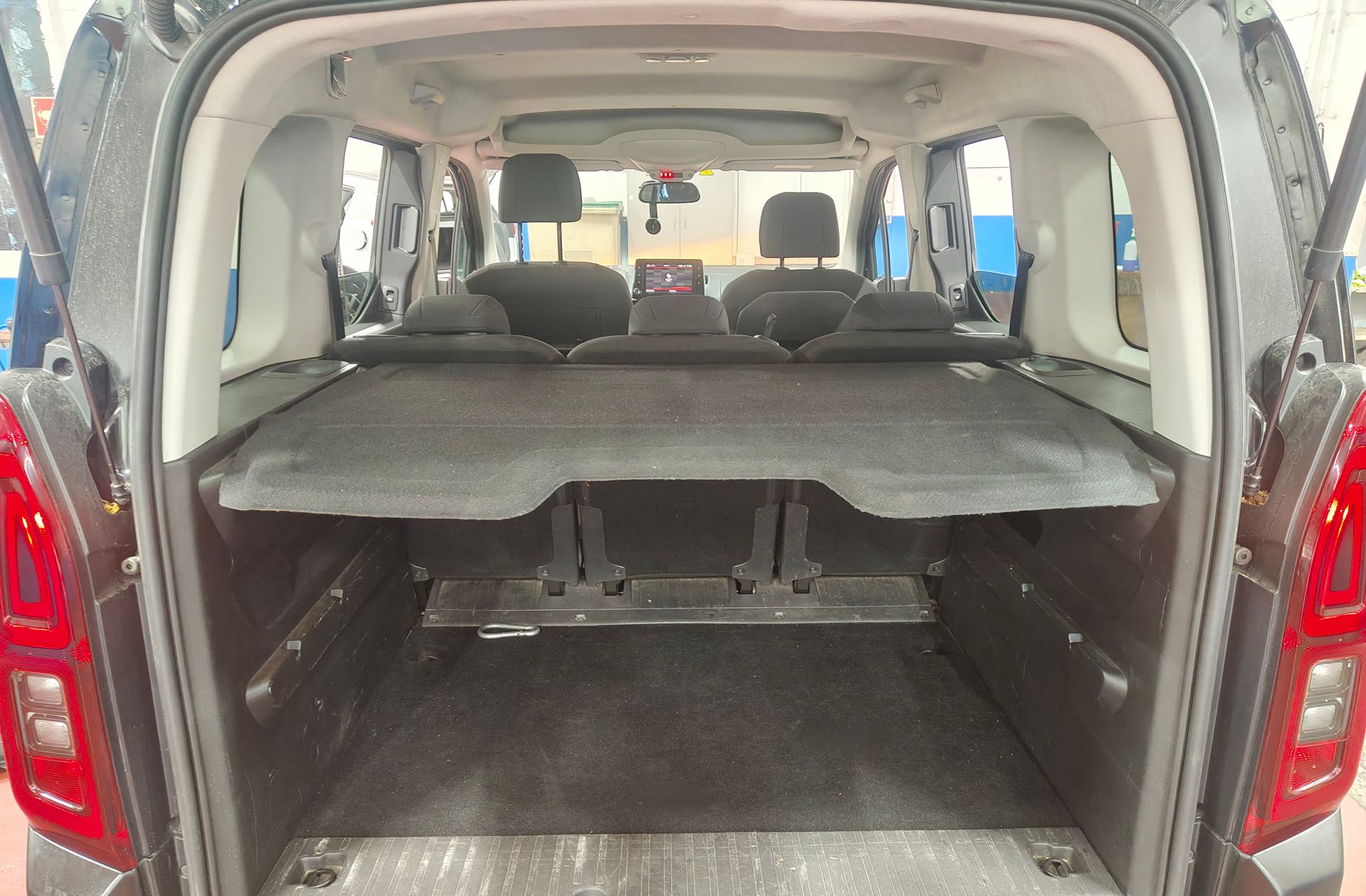 Citroën Berlingo BlueHDi 100 Talla M Shine - foto 15