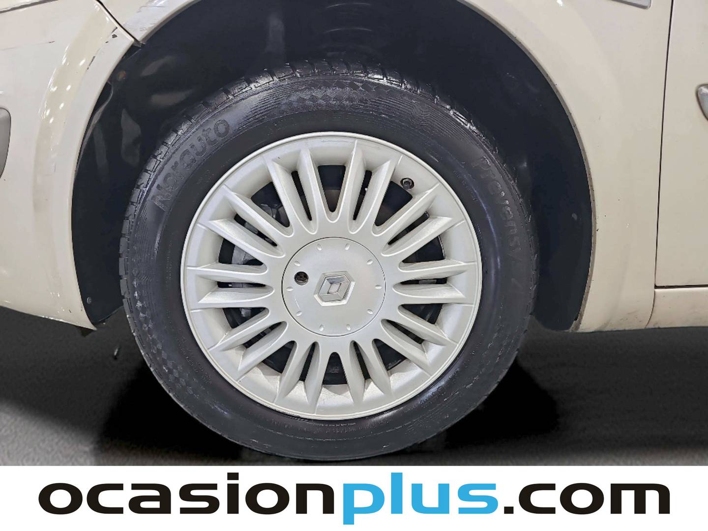 Foto Renault Megane Renault Megane Luxe Privilege 1.6 16v 83 kW (110 CV)