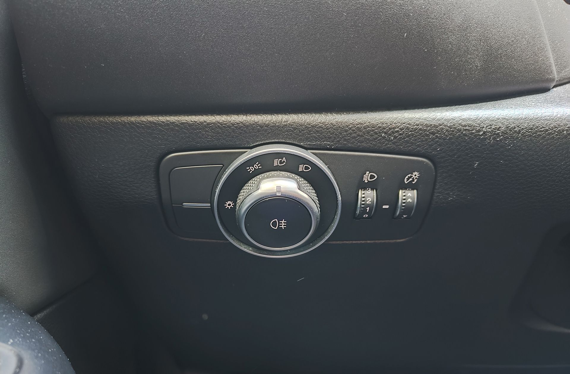 Alfa Romeo Tonale 1.5 MHEV Sprint FWD - foto 12
