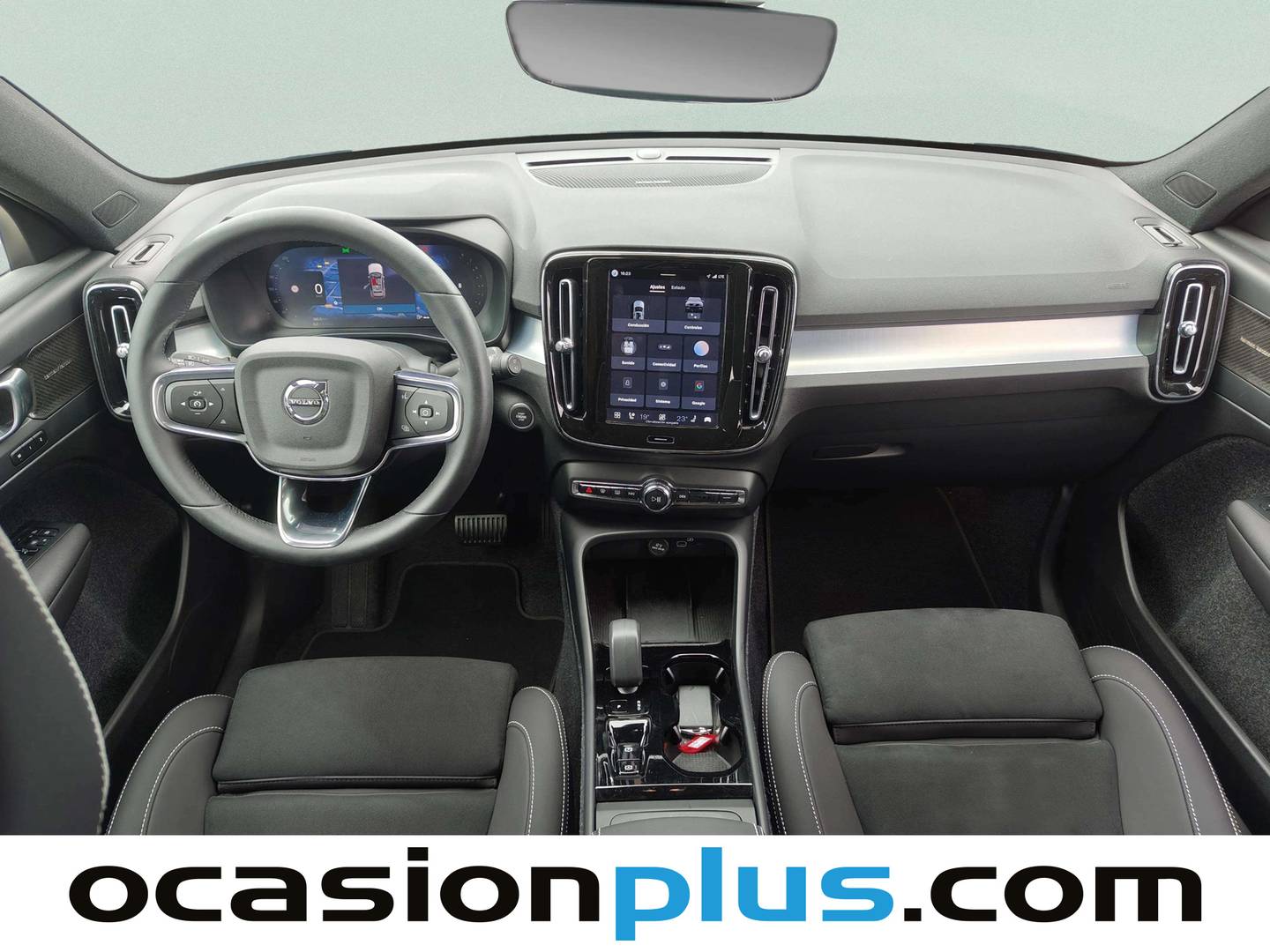 Volvo XC40 Volvo XC40 B3 Gasolina Mild hybrid Plus Dark Auto (163 CV) de ocasión