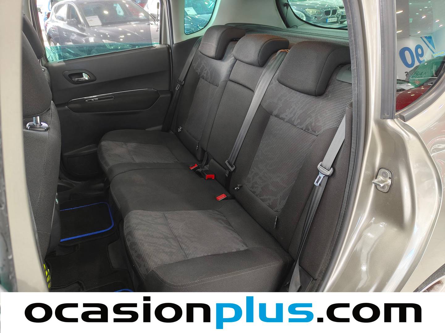 Foto asientos traseros Peugeot 3008 Peugeot 3008 2.0 HDI FAP Sport Pack (150 CV)