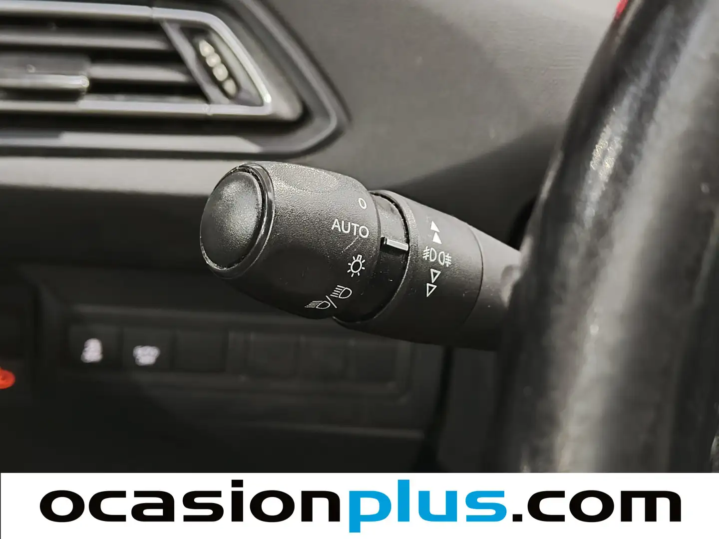 Foto Peugeot 308 Peugeot 308 SW PureTech 130 S&S Style (130 CV)