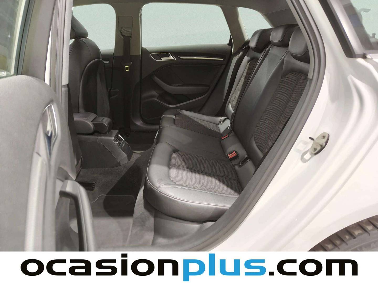 Foto asientos traseros Audi A3 Audi A3 Sportback design 30 TFSI (116 CV)