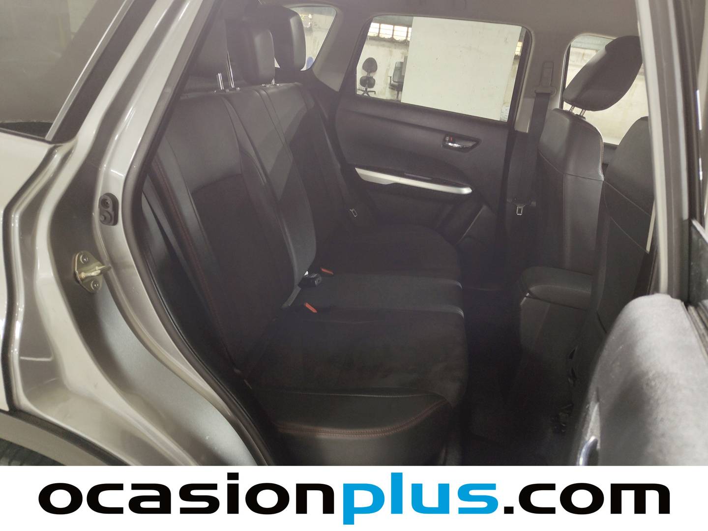 Foto asientos traseros Suzuki Vitara Suzuki Vitara 1.4 Turbo S 4WD 6AT (140 CV)
