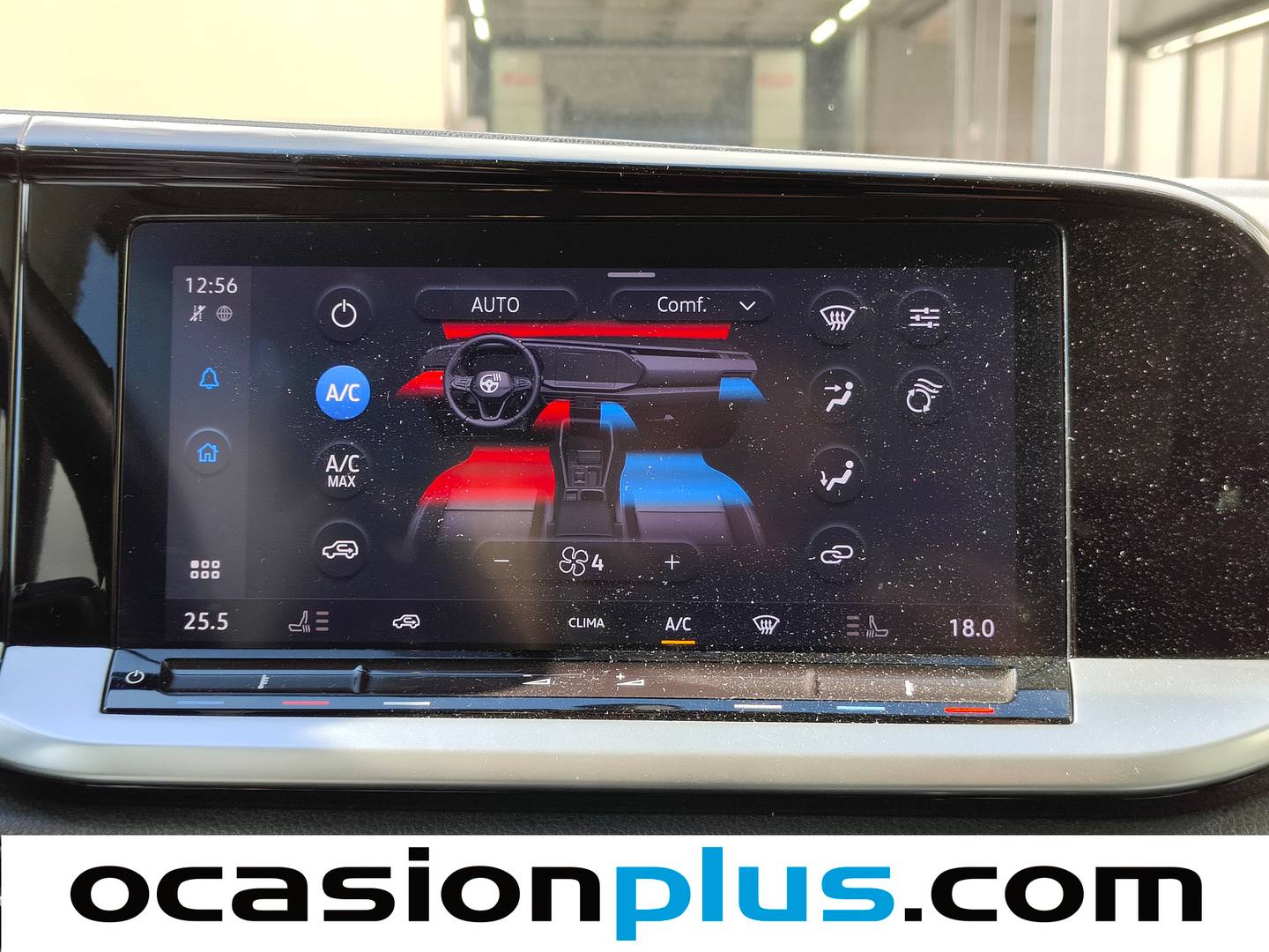 Foto Ford Grand Tourneo Connect Ford Grand Tourneo Connect 2.0 Ecoblue Titanium Auto (122 CV) 7 Plazas